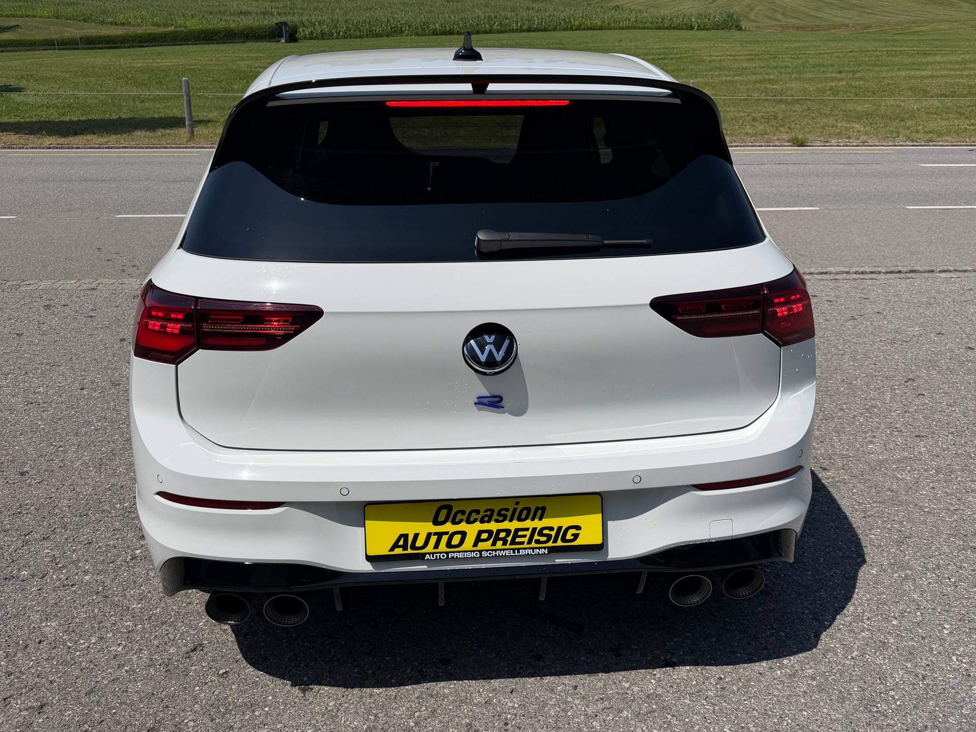 VW Golf 2.0 TSI R DSG 4Motion R 20 Years-image-13