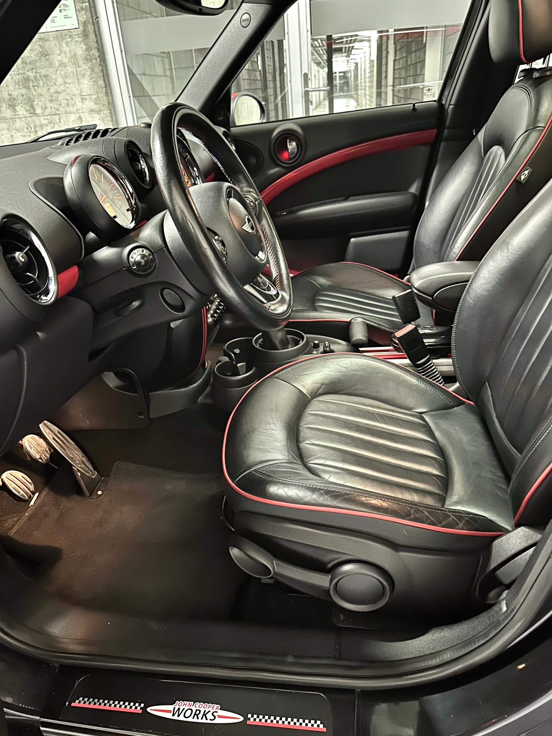 MINI Countryman John Cooper Works ALL4-image-10