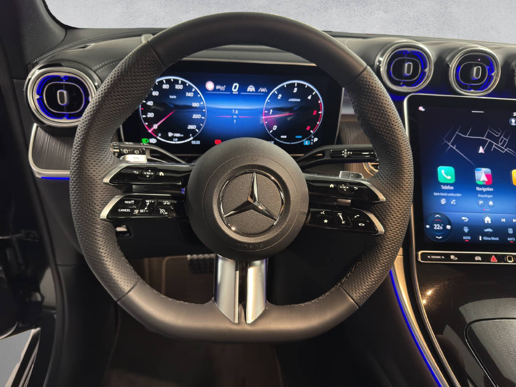 MERCEDES-BENZ GLC 220 d AMG Line 4Matic-image-11