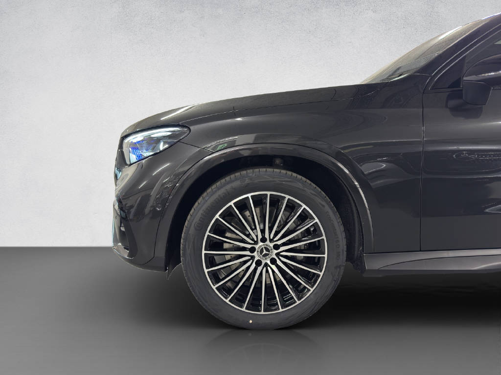 MERCEDES-BENZ GLC 220 d AMG Line 4Matic-image-6