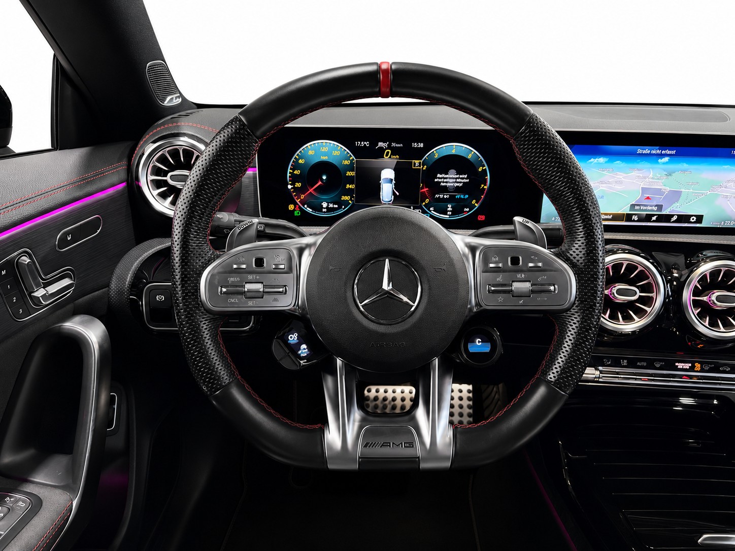 MERCEDES-BENZ CLA 35 AMG 4matic Shooting Brake-image-13
