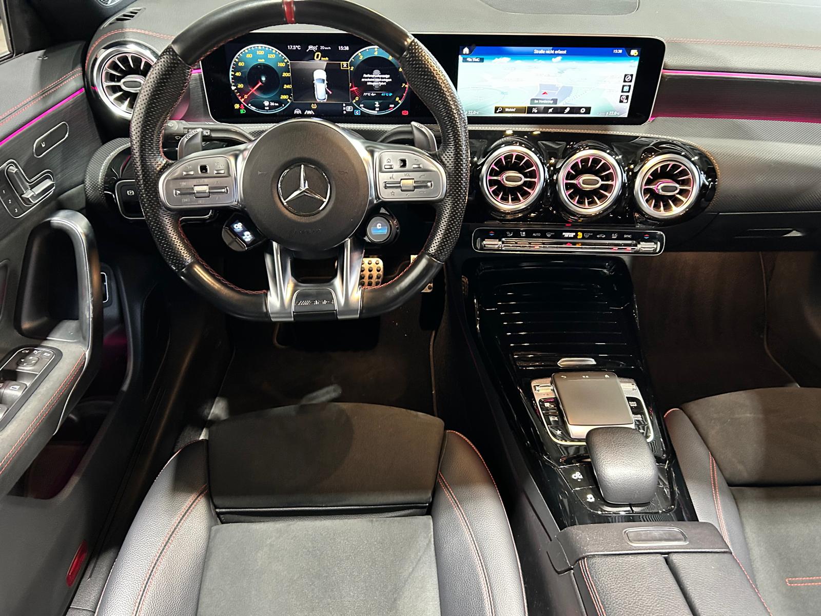 MERCEDES-BENZ CLA 35 AMG 4matic Shooting Brake-image-13