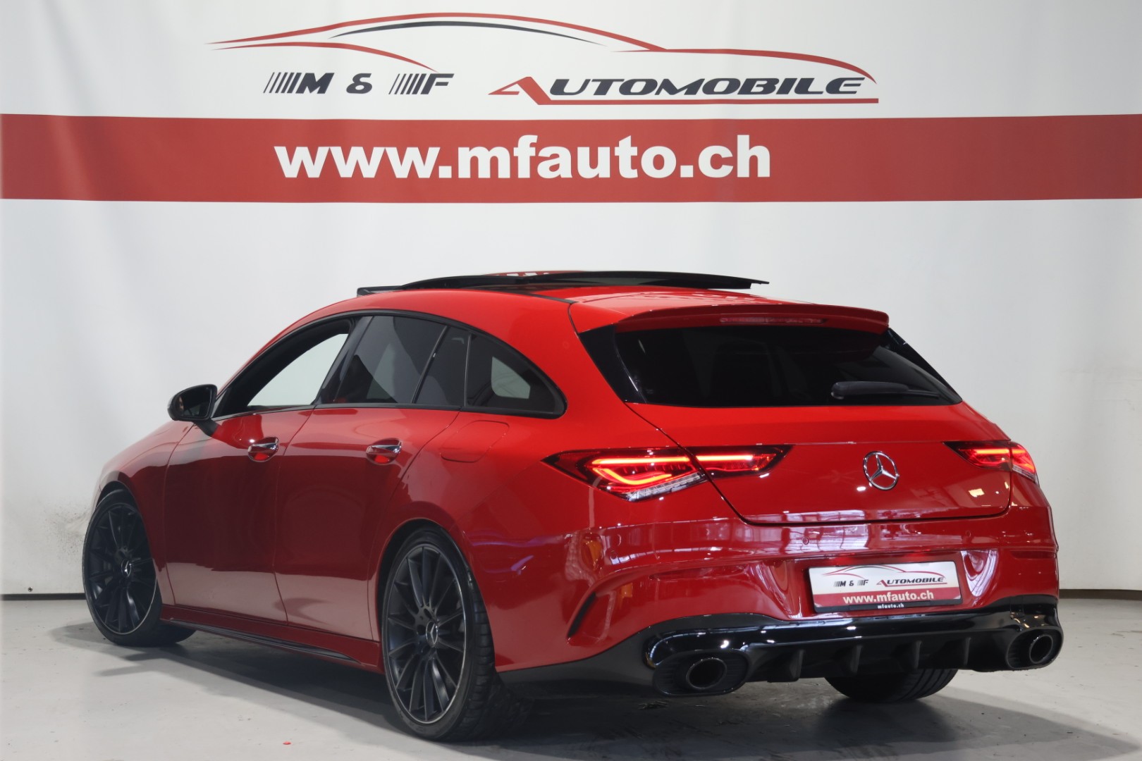 MERCEDES-BENZ CLA 35 AMG 4matic Shooting Brake-image-4