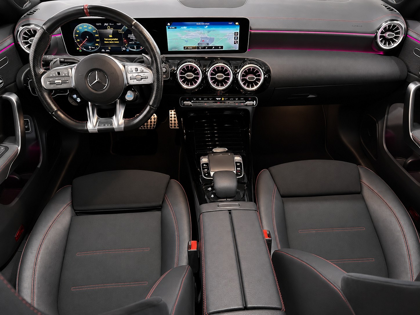 MERCEDES-BENZ CLA 35 AMG 4matic Shooting Brake-image-7