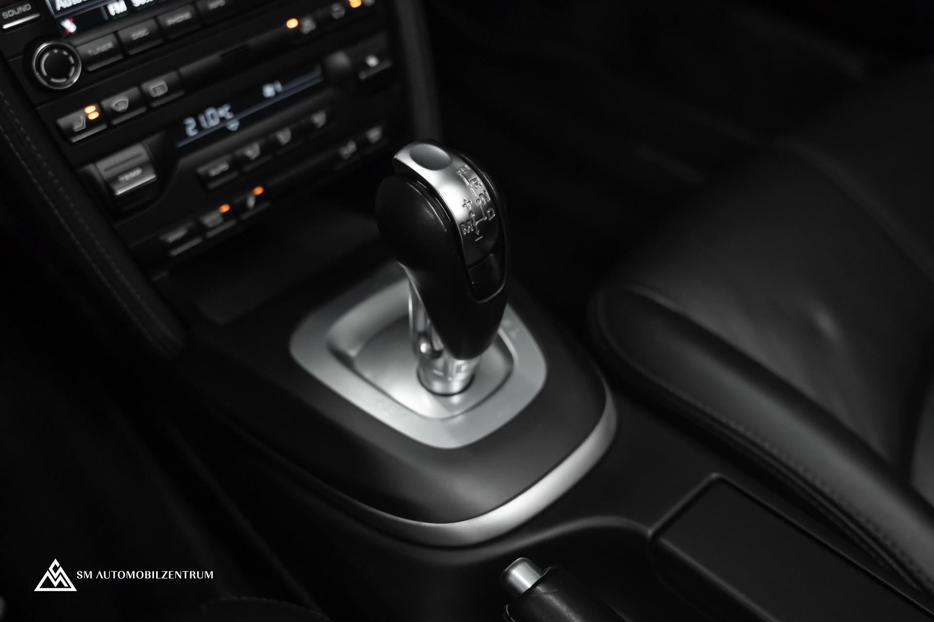 PORSCHE 911 Cabriolet 3.8 Carrera 4S PDK / Sport Chrono Plus / Bose-image-26