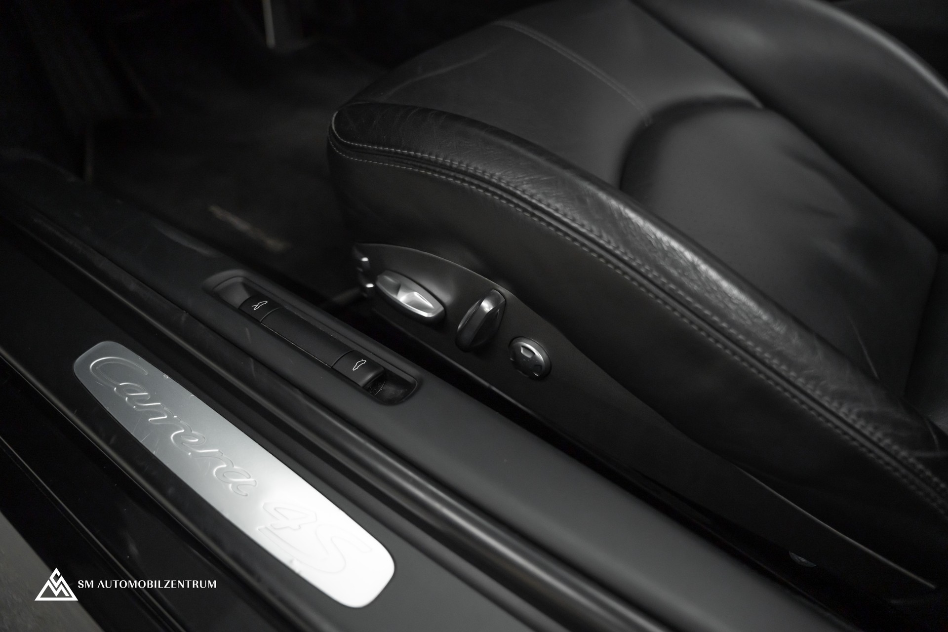 PORSCHE 911 Cabriolet 3.8 Carrera 4S PDK / Sport Chrono Plus / Bose-image-18