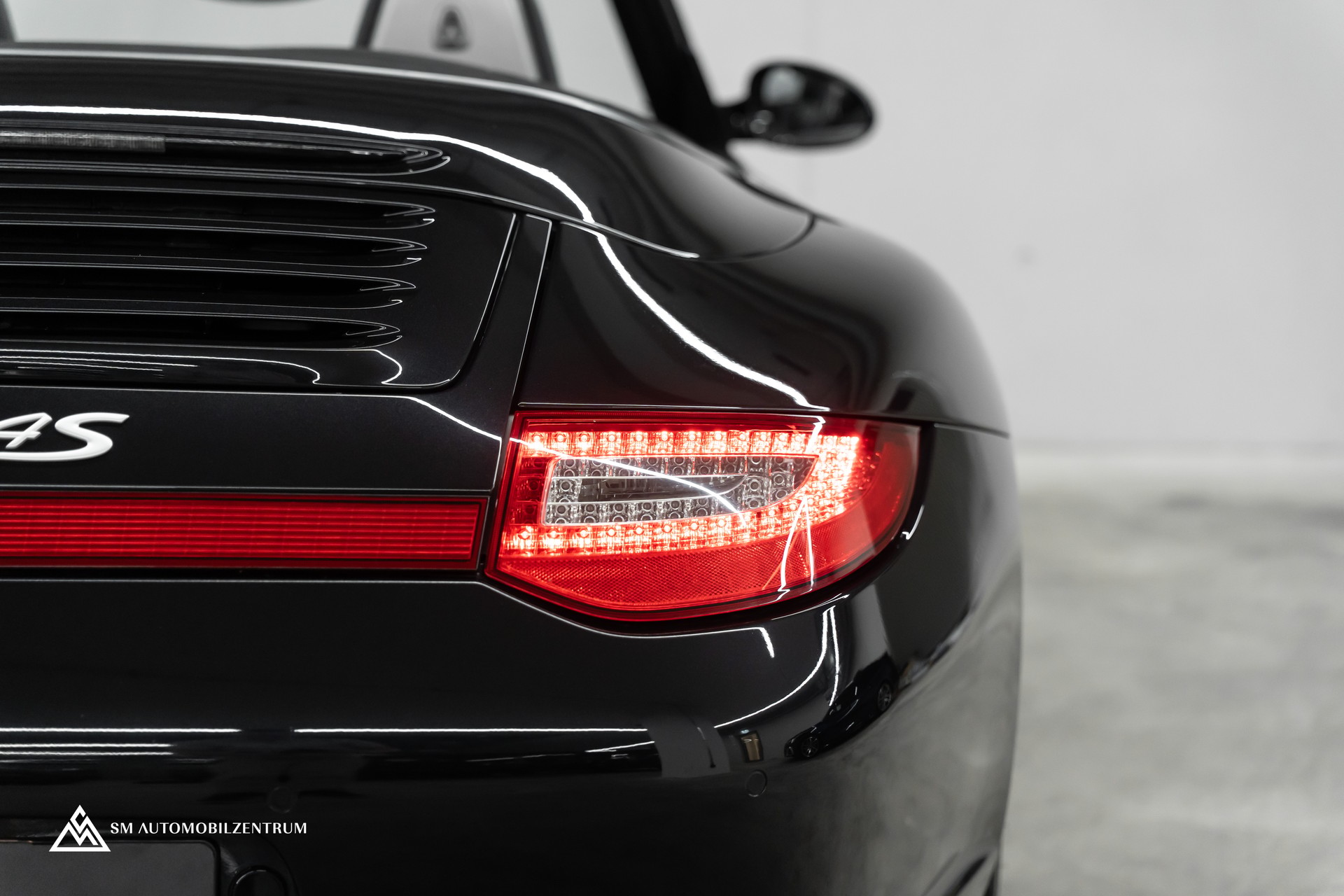 PORSCHE 911 Cabriolet 3.8 Carrera 4S PDK / Sport Chrono Plus / Bose-image-11