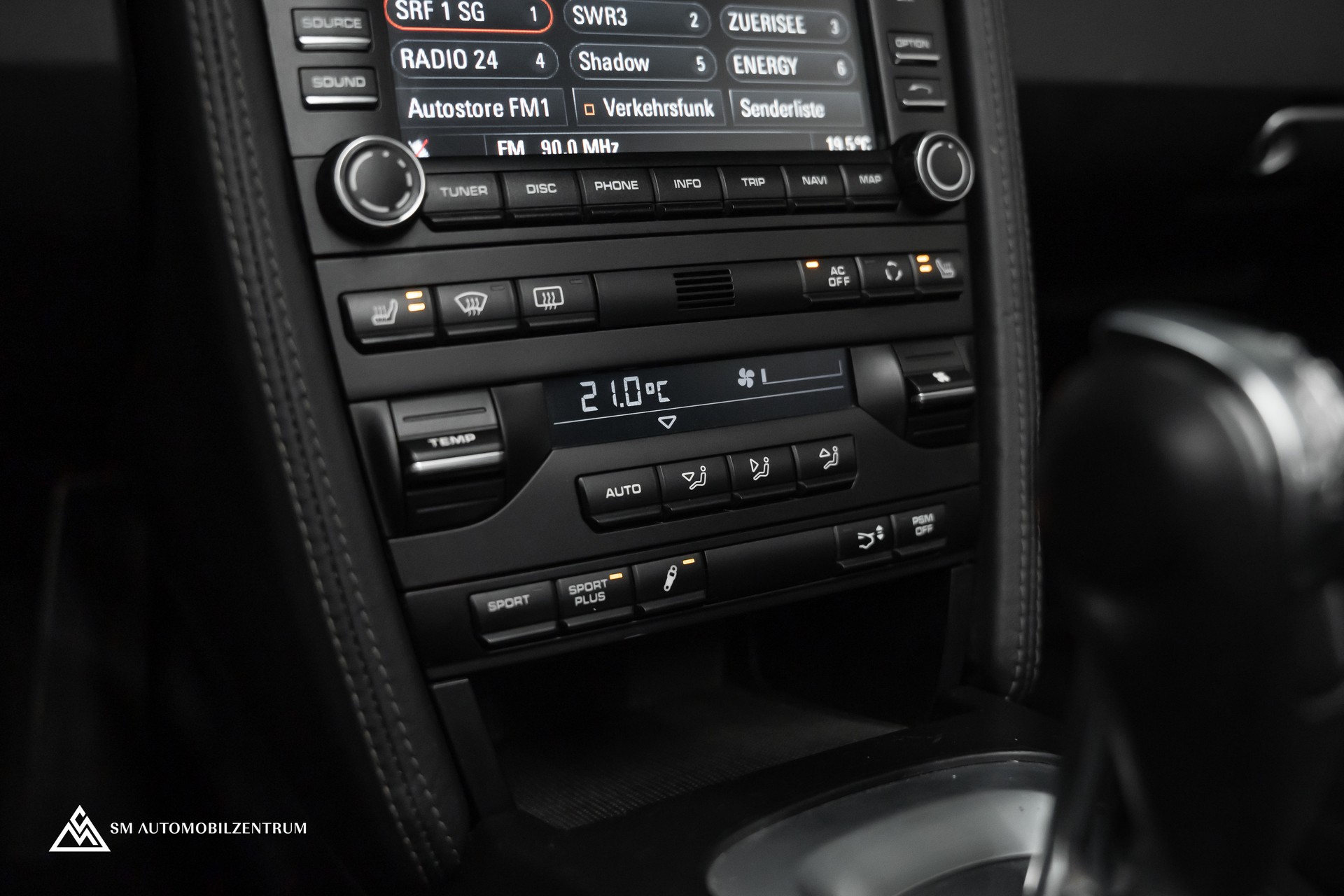 PORSCHE 911 Cabriolet 3.8 Carrera 4S PDK / Sport Chrono Plus / Bose-image-25