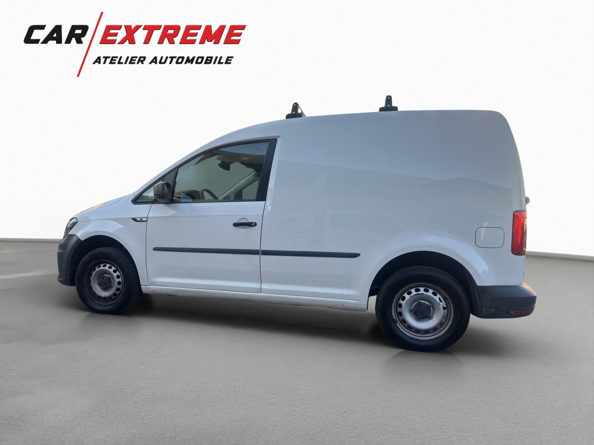 VW Caddy 1.0 TSI Entry BlueMotion Technology-image-5
