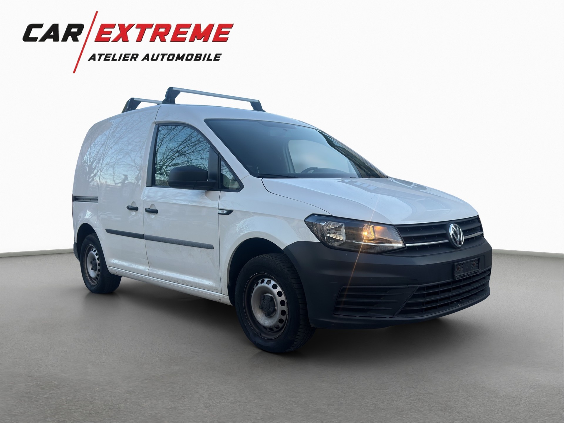VW Caddy 1.0 TSI Entry BlueMotion Technology-image-1