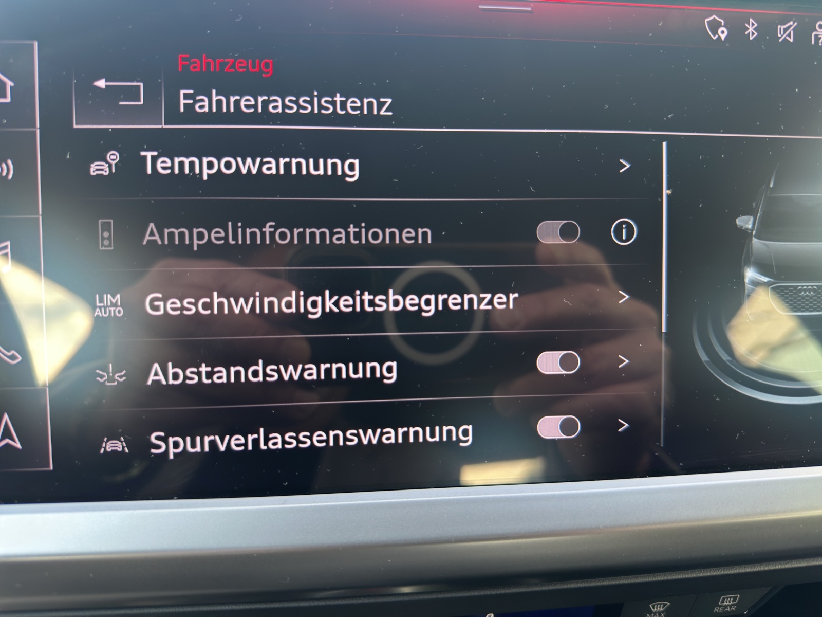 AUDI Q4 e-tron 50 quattro-image-15