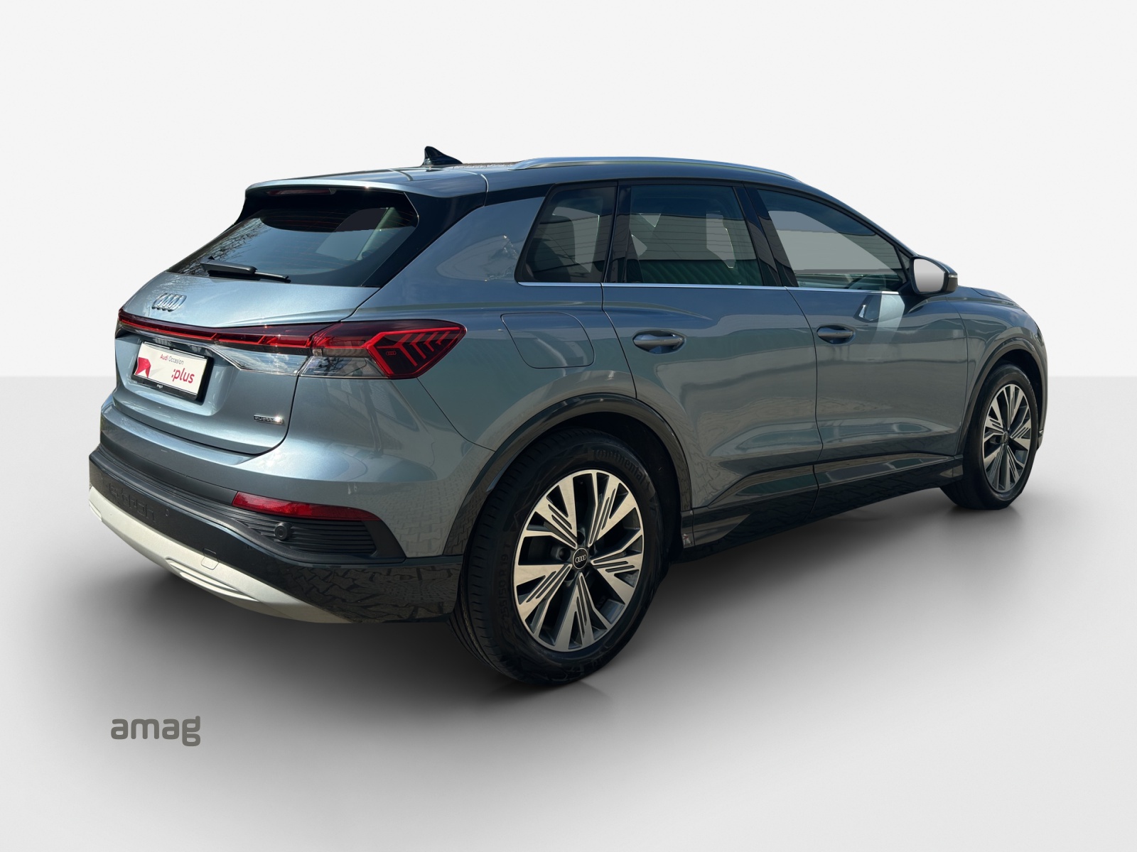 AUDI Q4 e-tron 50 quattro-image-6