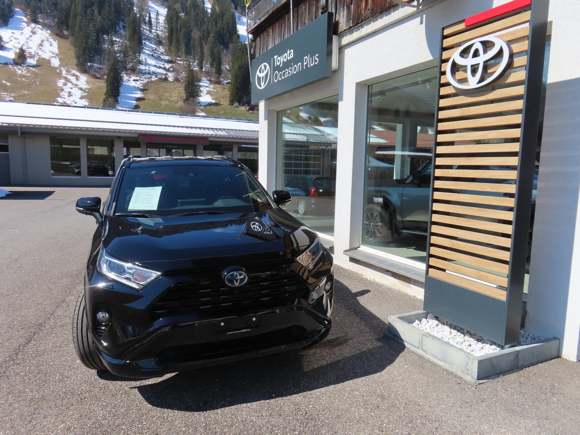 TOYOTA RAV4 2.5 HEV Black Edition-showroom-element-1