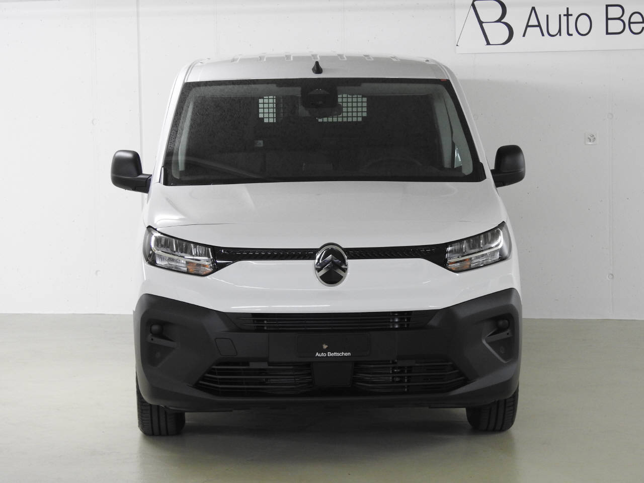 CITROEN Berlingo M 1.2 PureTech 110 First S/S-image-2