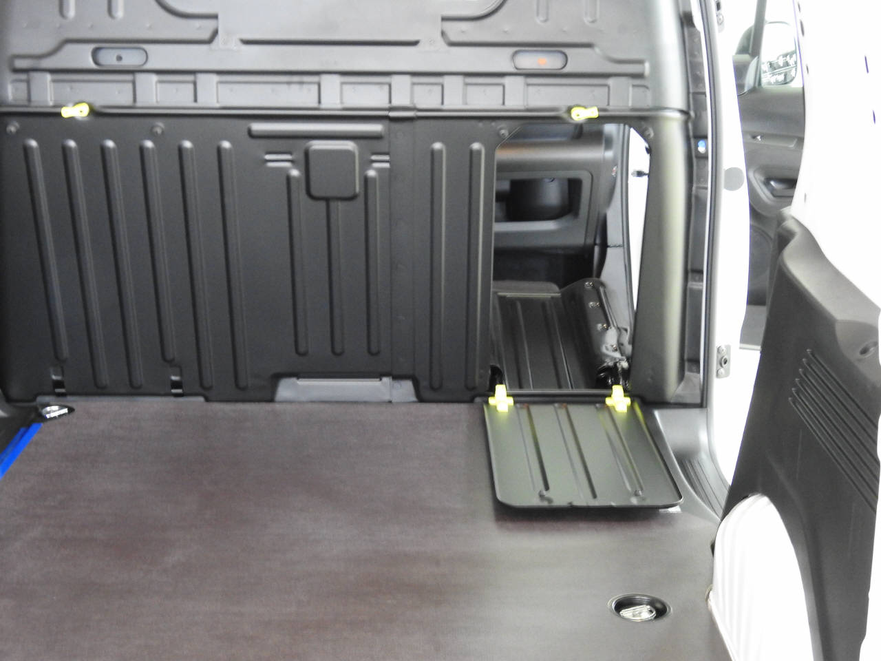 CITROEN Berlingo M 1.2 PureTech 110 First S/S-image-6