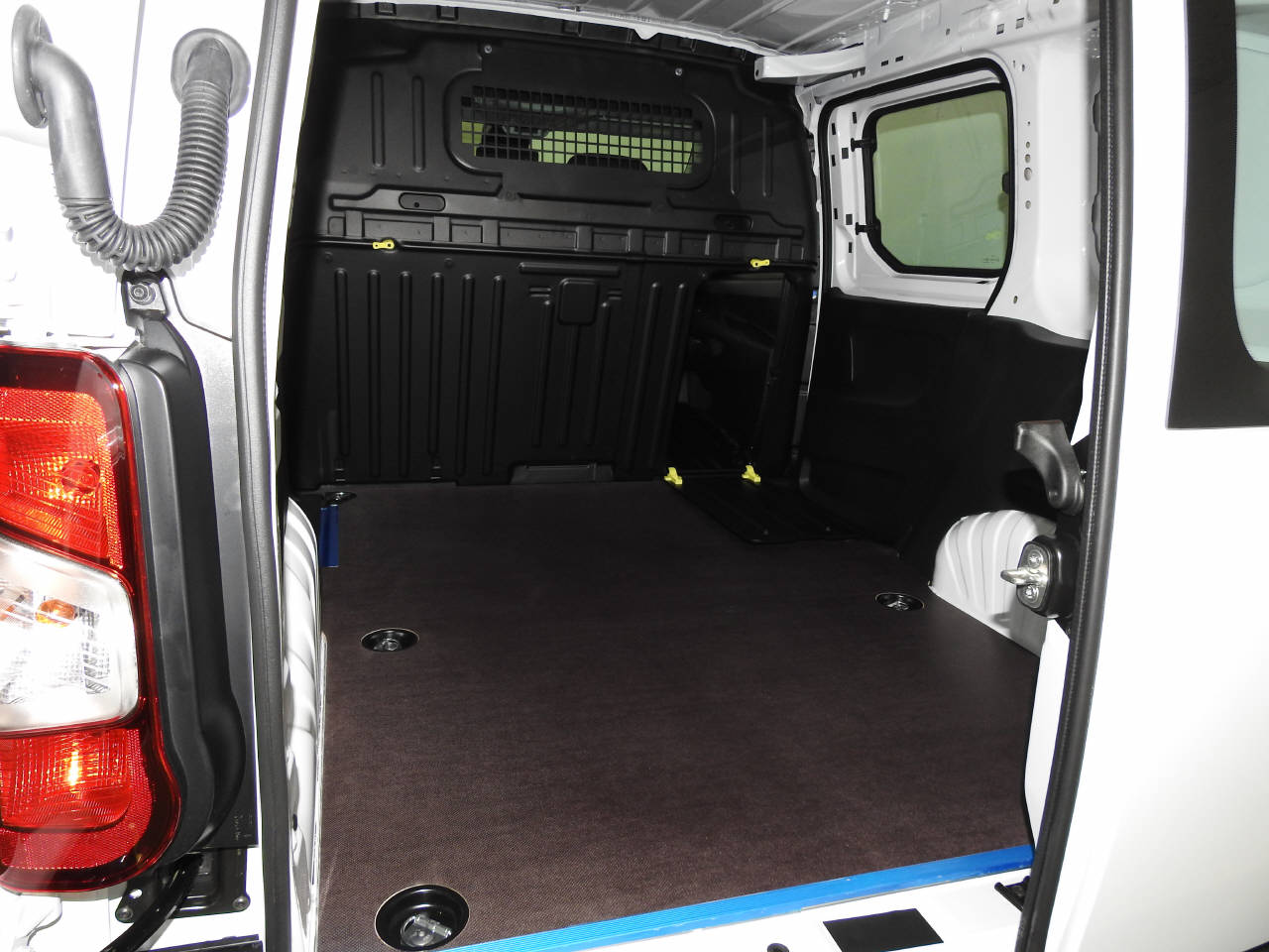 CITROEN Berlingo M 1.2 PureTech 110 First S/S-image-10