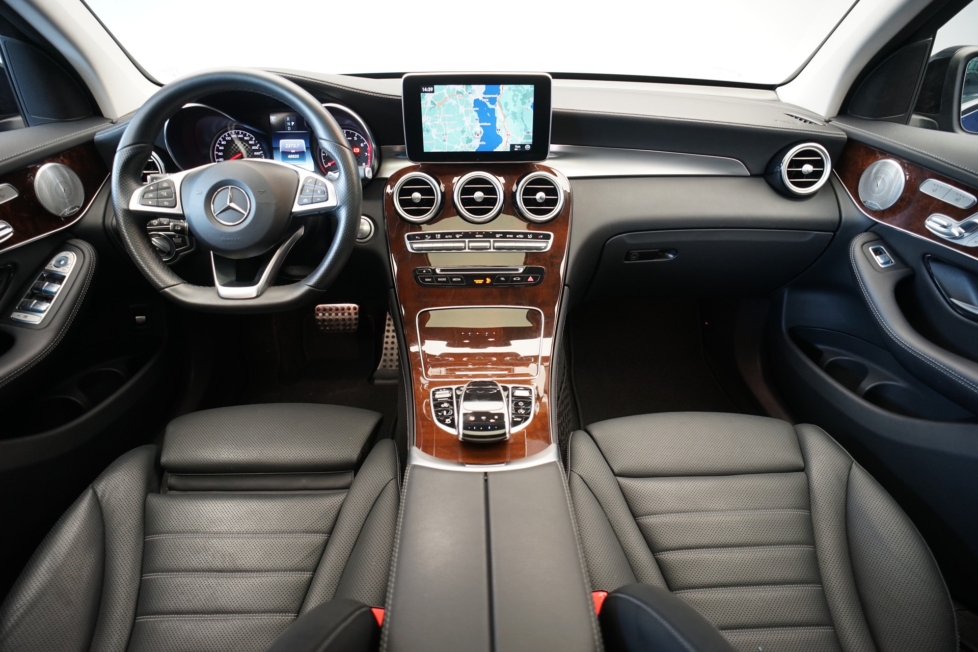 MERCEDES-BENZ GLC Coupé 43 AMG 4Matic 9G-Tronic *CH-Fahrzeug* *Burmester* *Panorama*-image-11