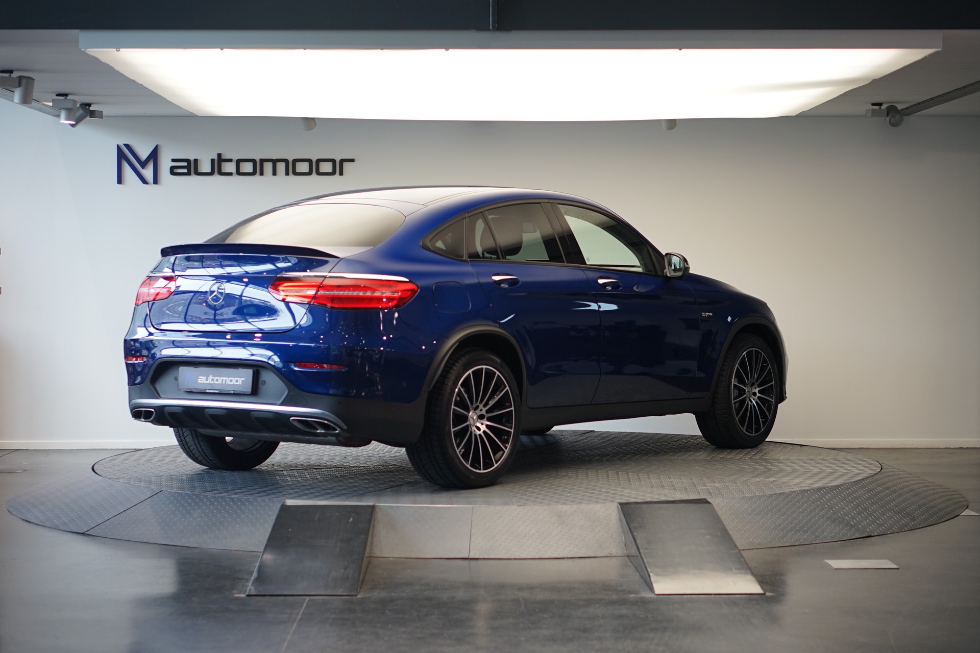 MERCEDES-BENZ GLC Coupé 43 AMG 4Matic 9G-Tronic *CH-Fahrzeug* *Burmester* *Panorama*-image-4