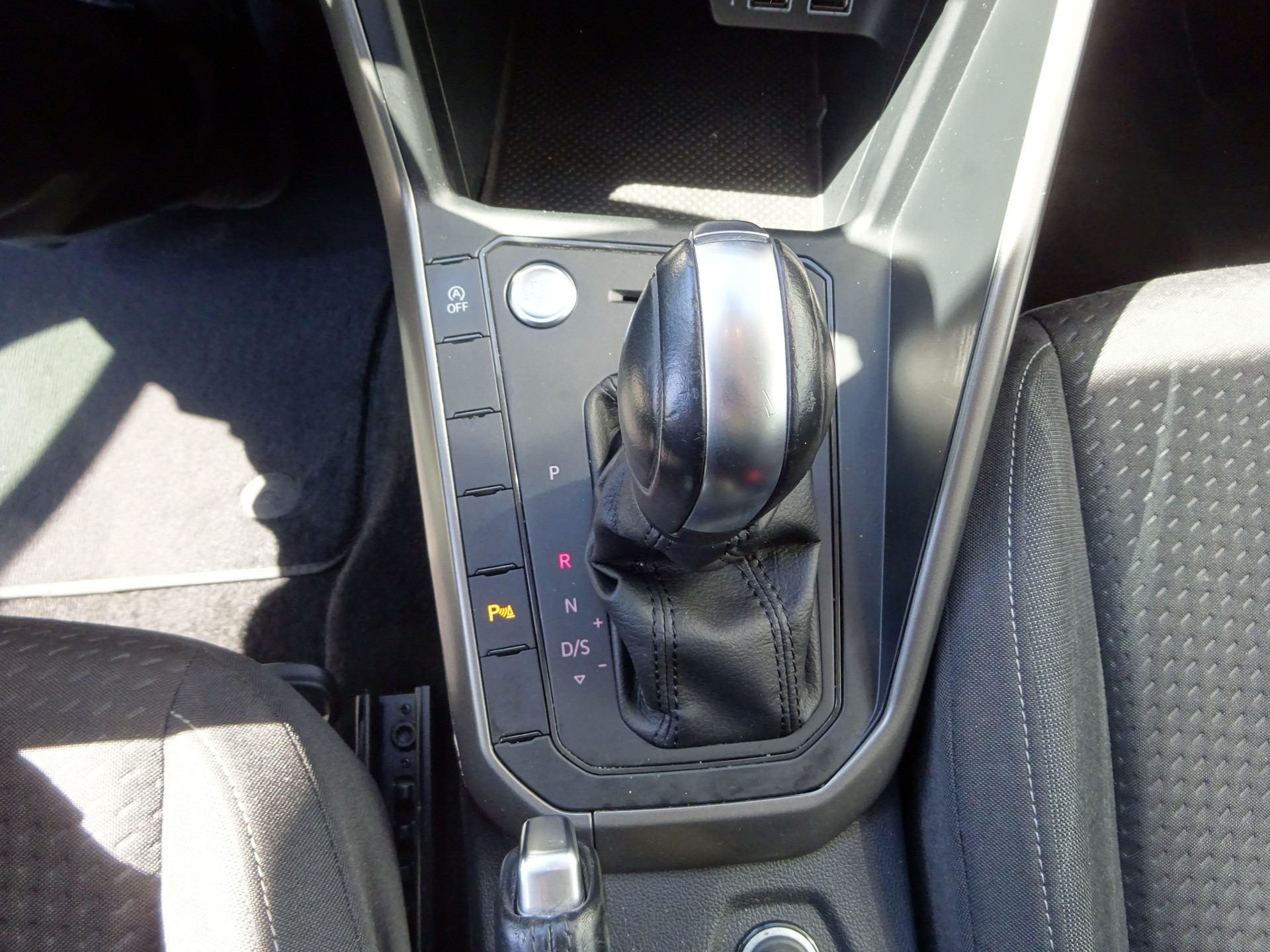 VW Polo 1.0 TSI BMT Comfortline DSG-image-11