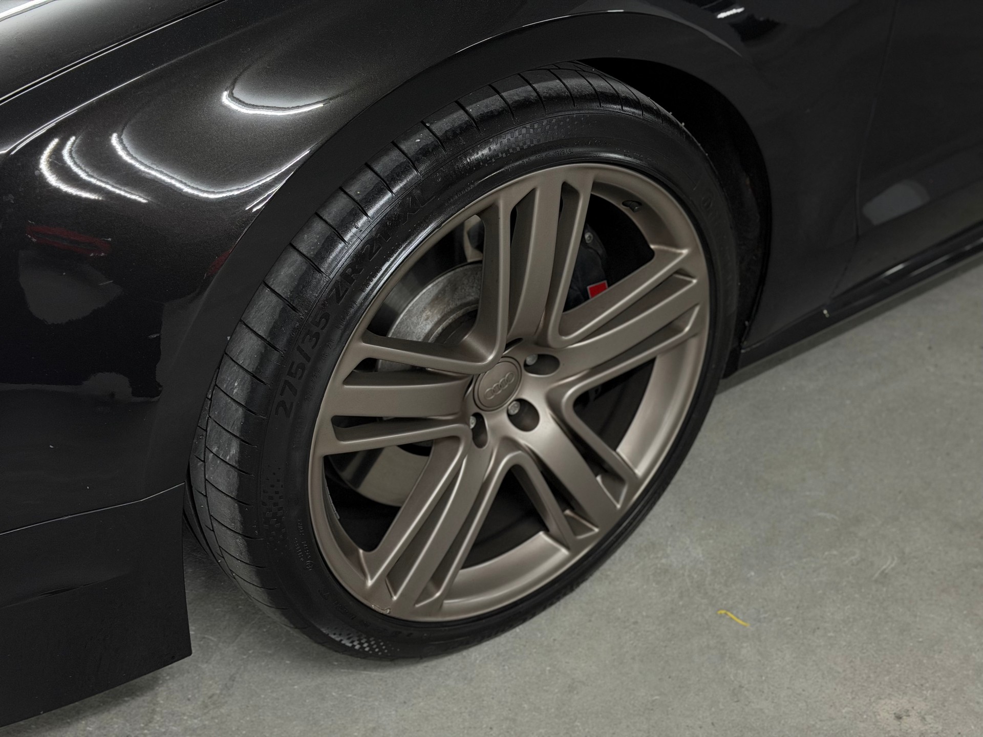 AUDI S8 4.0 TFSI V8 quattro tiptronic-image-6