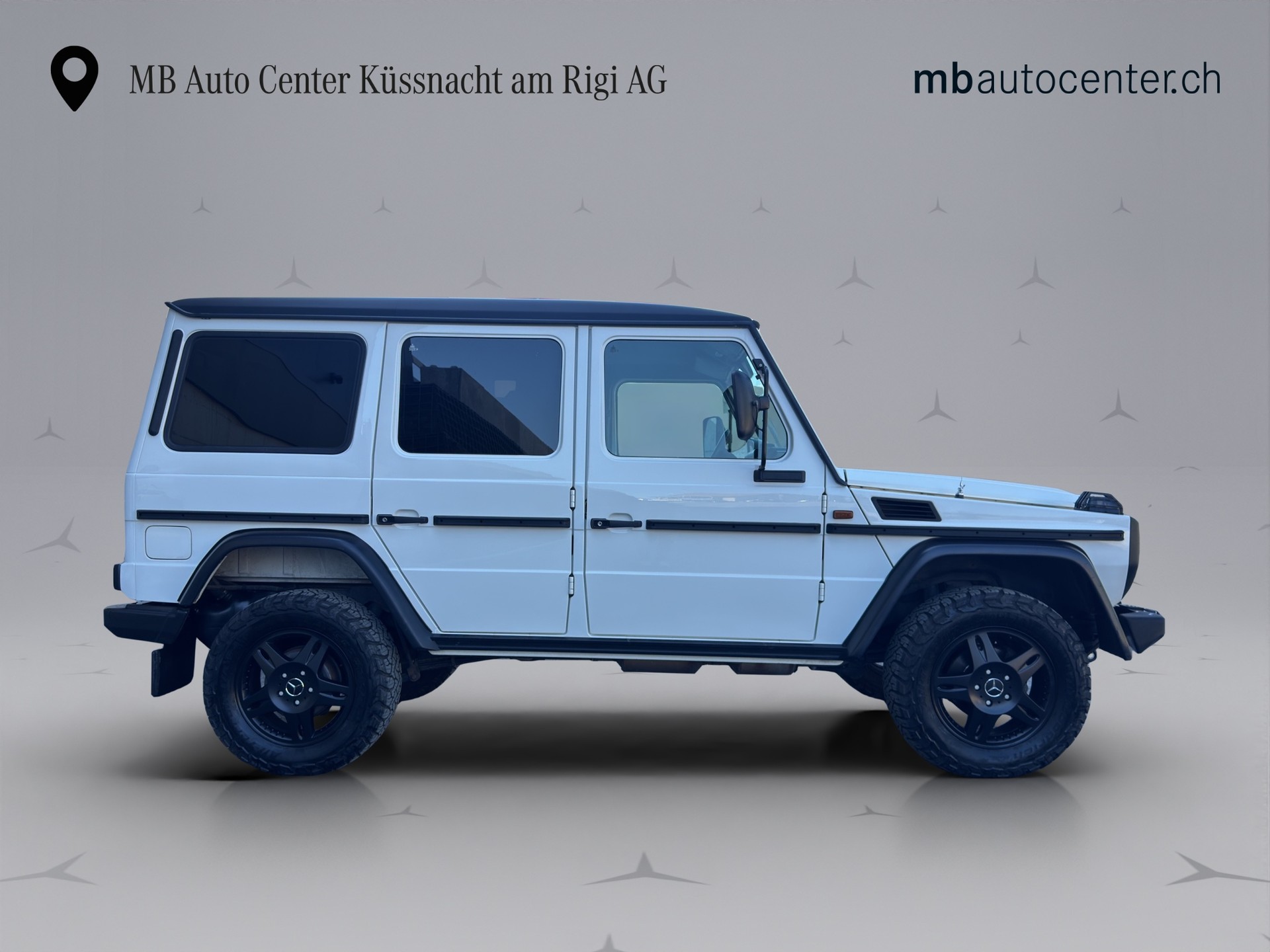 MERCEDES-BENZ Work-image-5