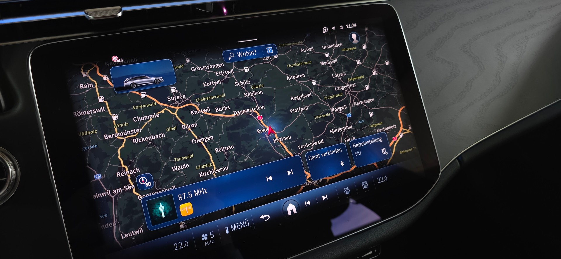 MERCEDES-BENZ E 220 d AMG-Line 9G-Tronic *ACC*Laneassist*Ambientebeleuchtung*CarPlay/AndroidAuto*Sitzheizung*Anhängerkupplung*-image-15
