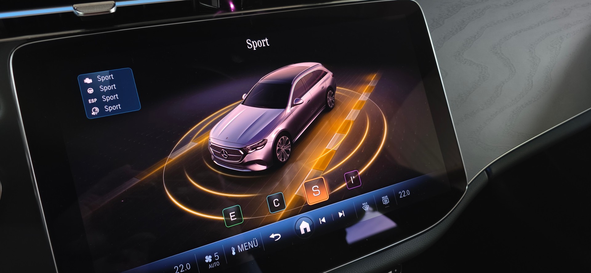 MERCEDES-BENZ E 220 d AMG-Line 9G-Tronic *ACC*Laneassist*Ambientebeleuchtung*CarPlay/AndroidAuto*Sitzheizung*Anhängerkupplung*-image-16
