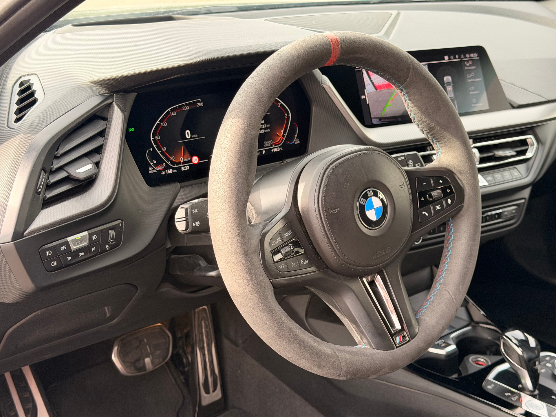 BMW 120d xDrive Steptronic M Sport-image-10