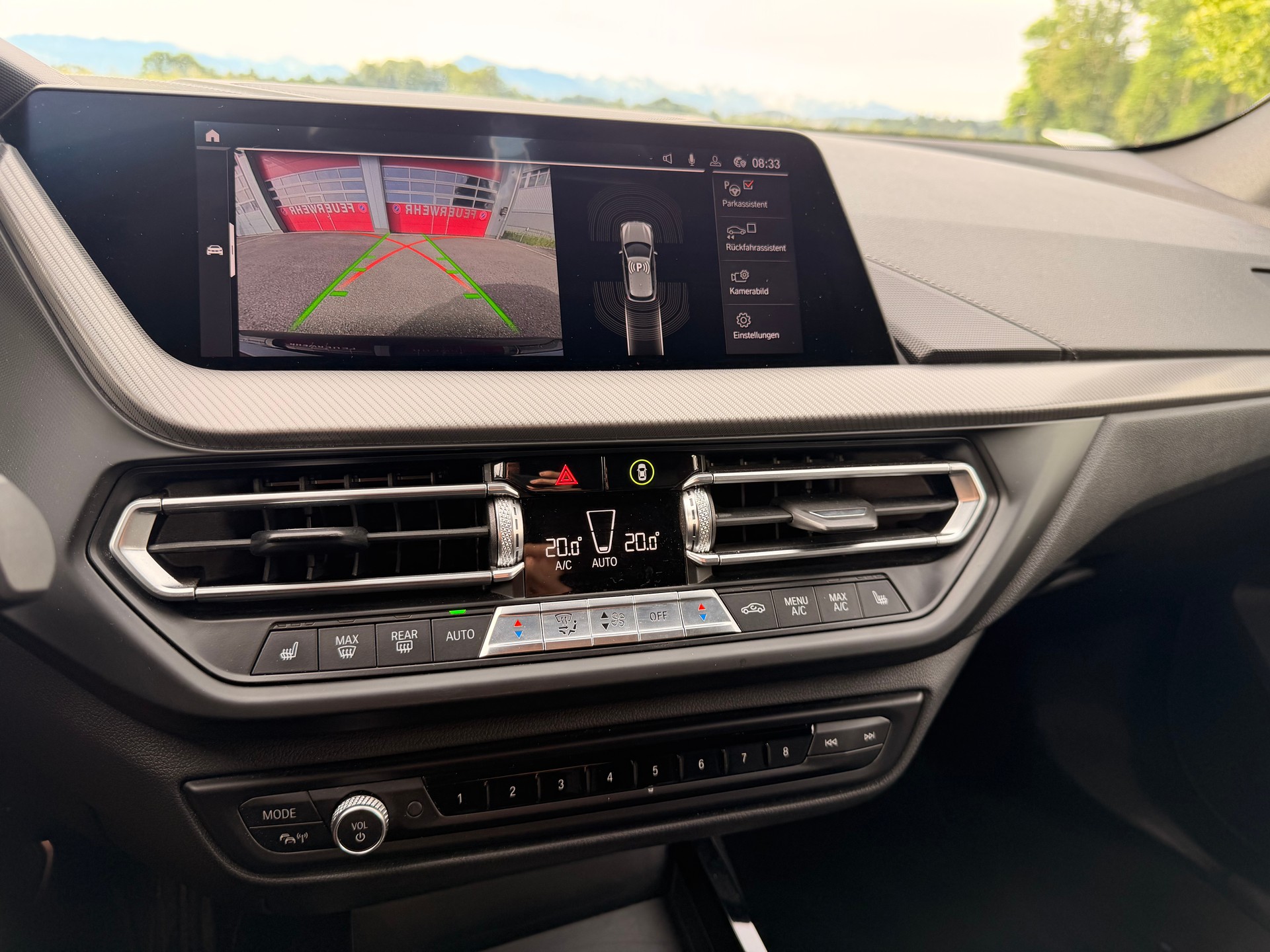 BMW 120d xDrive Steptronic M Sport-image-13