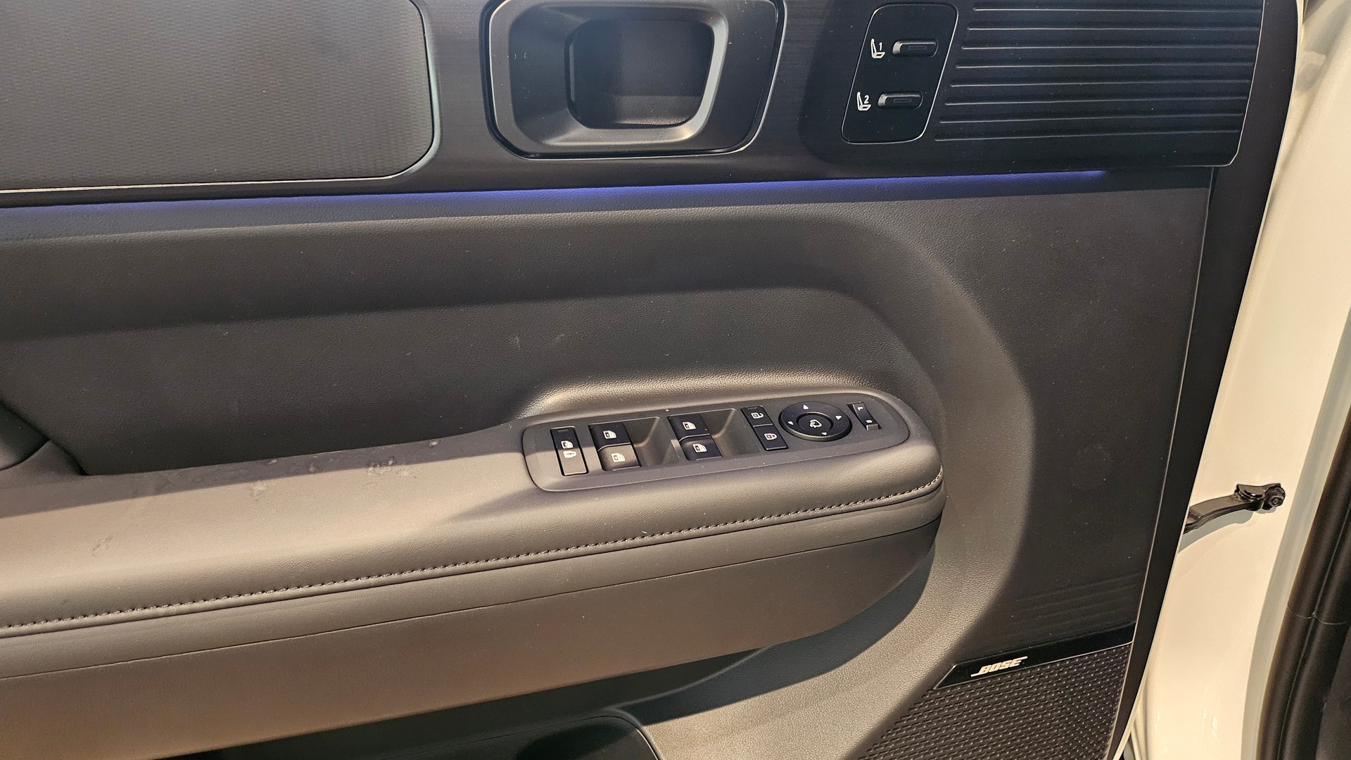 HYUNDAI Santa Fe 1.6 T-GDi PHEV Calligraphy 4WD Automatic-image-19