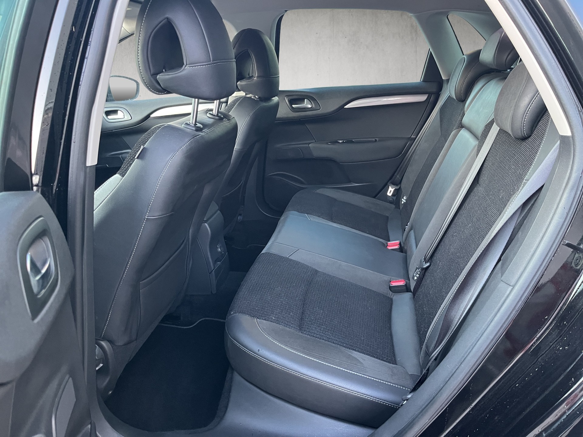 CITROEN C4 1.2 Pure Tech Shine Automatic-image-11