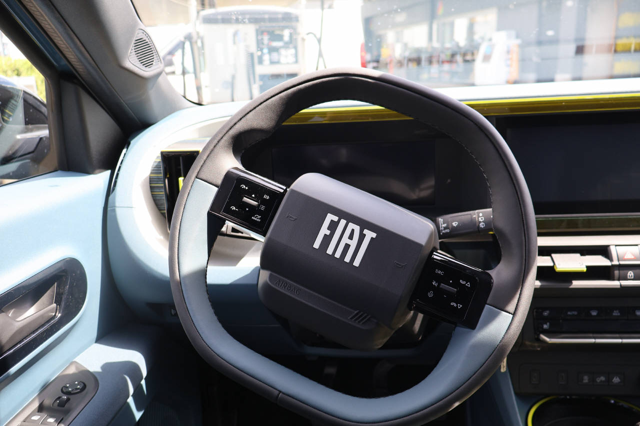 FIAT Grande Panda La Prima-image-11