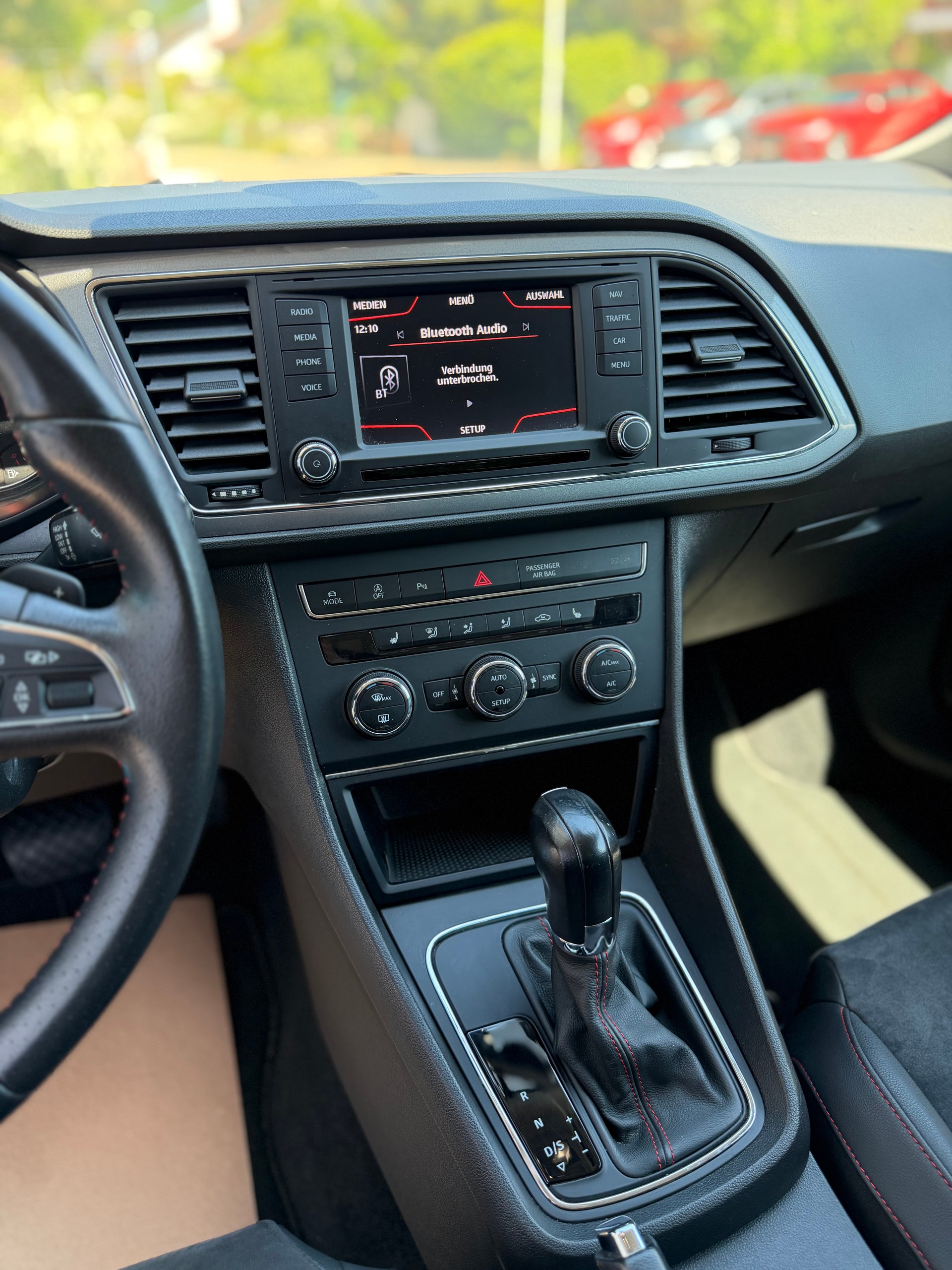 SEAT Leon 1.8 TSI FR Line DSG-image-9