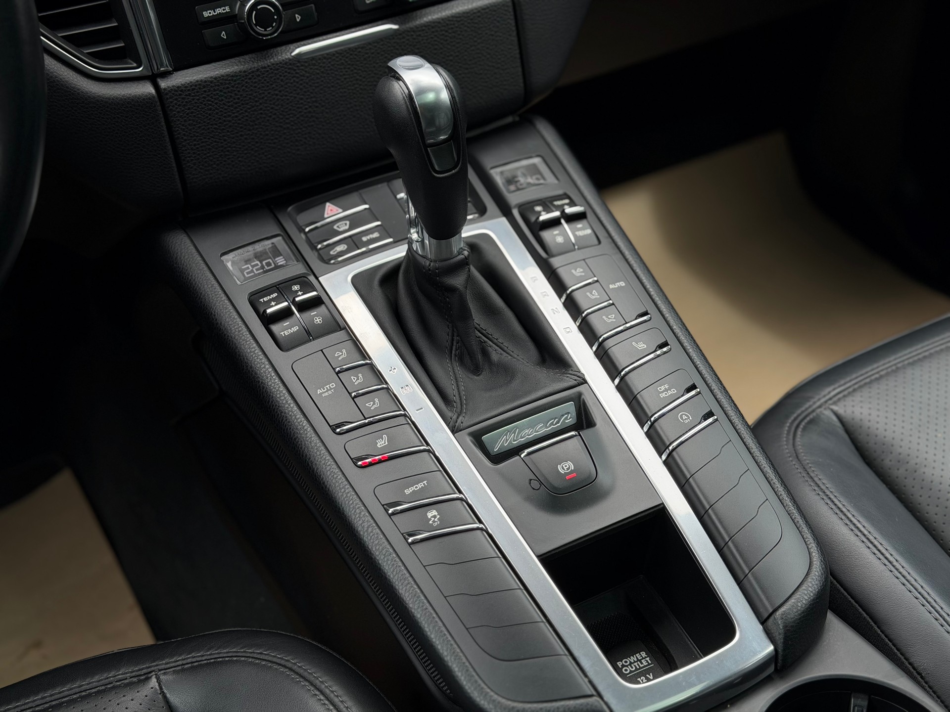 PORSCHE Macan S Diesel PDK-image-18