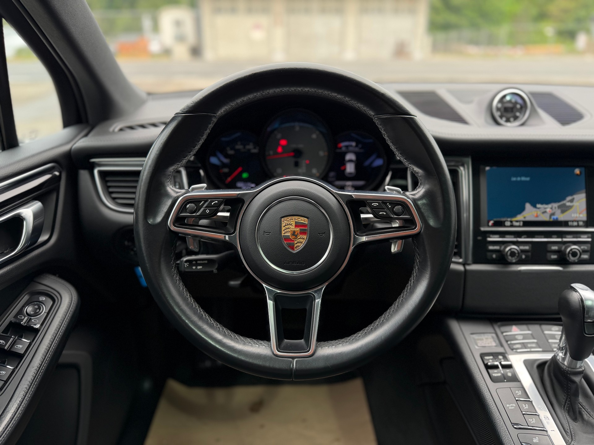 PORSCHE Macan S Diesel PDK-image-16
