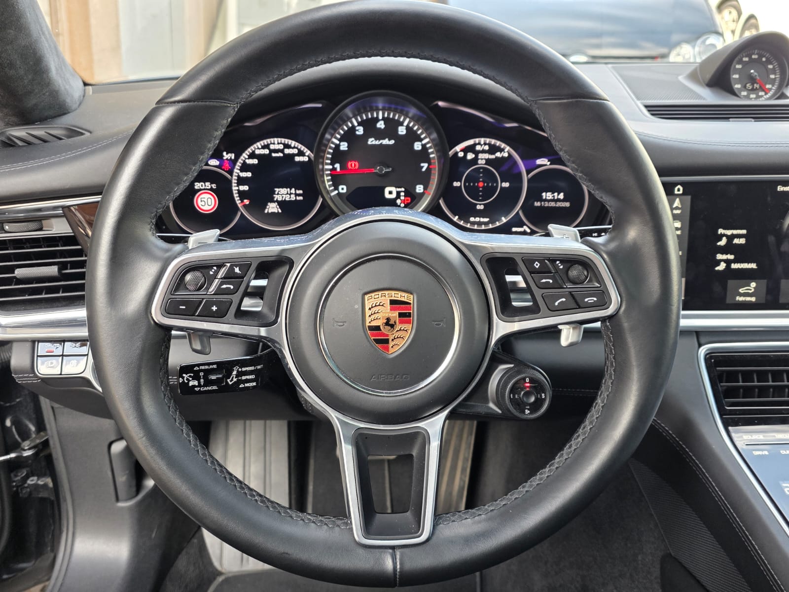PORSCHE Panamera Turbo PDK-image-10