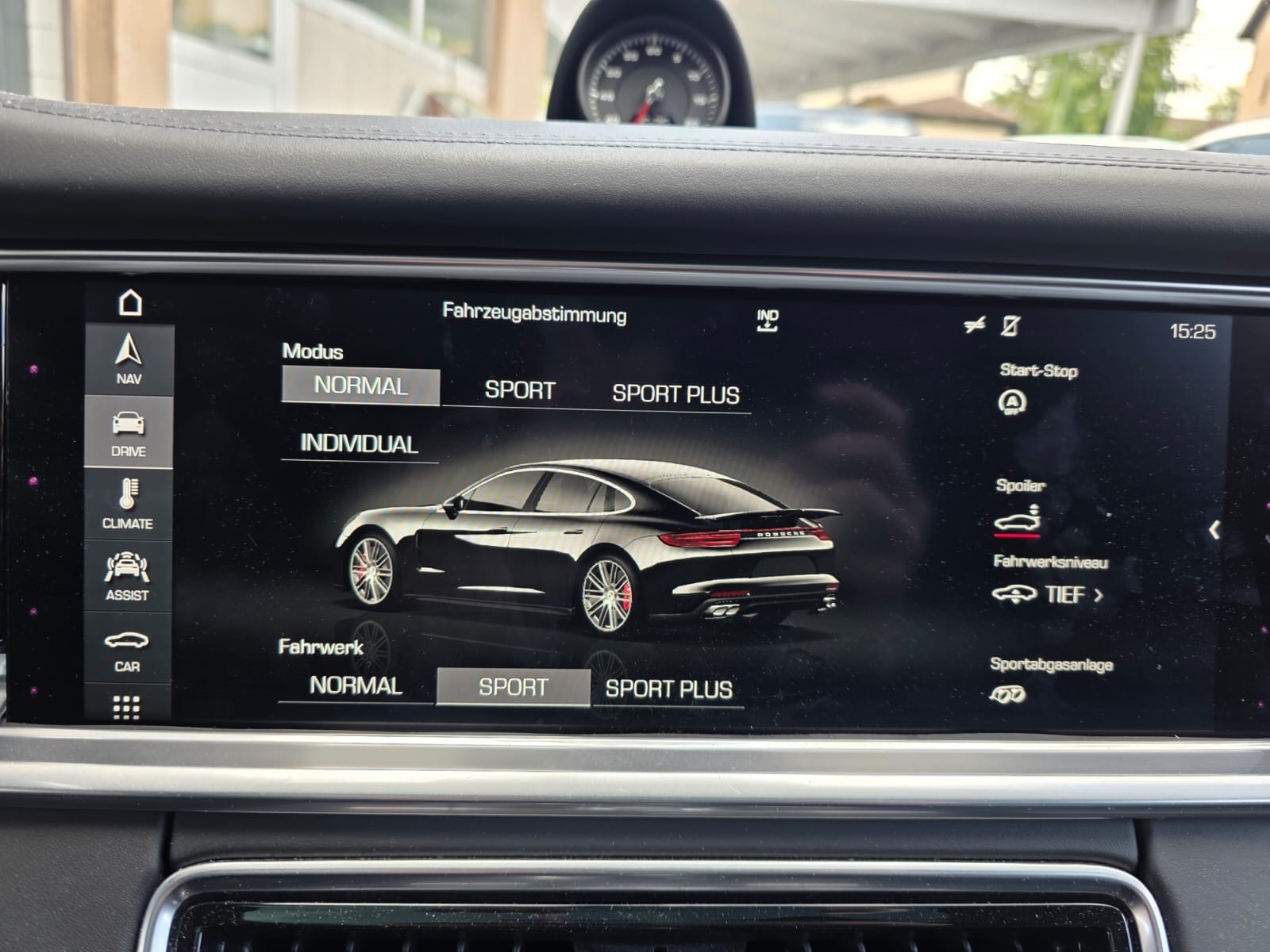 PORSCHE Panamera Turbo PDK-image-11