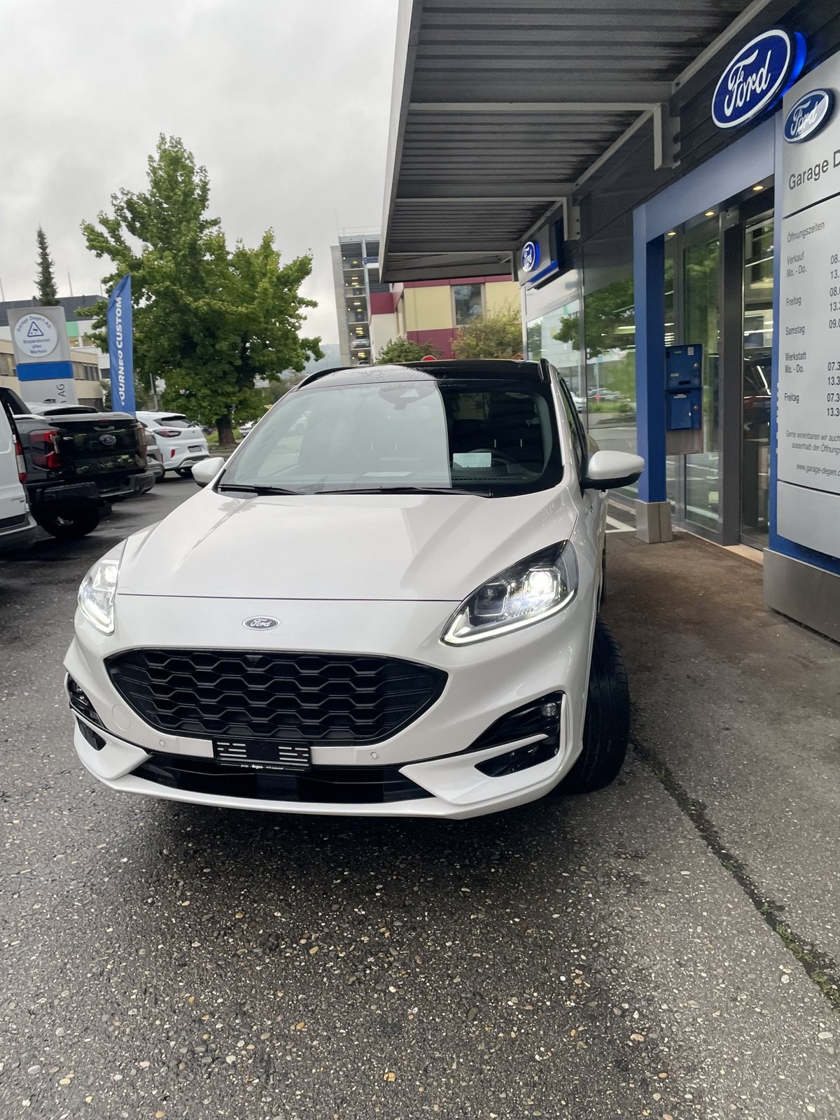 FORD Kuga 2.5 Plug-in Hybrid ST-Line X-image-21