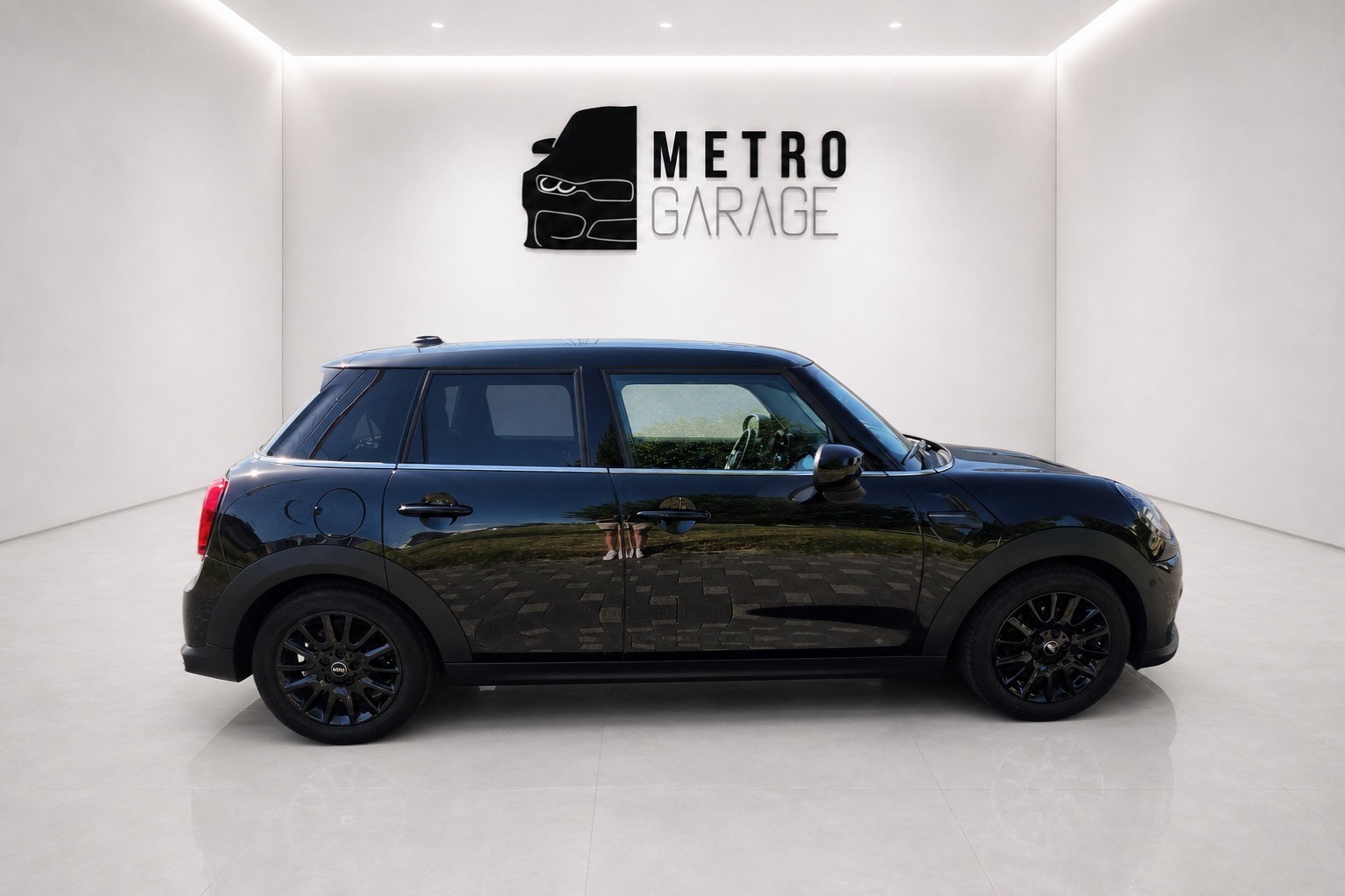 MINI Cooper Steptronic DKG-image-5