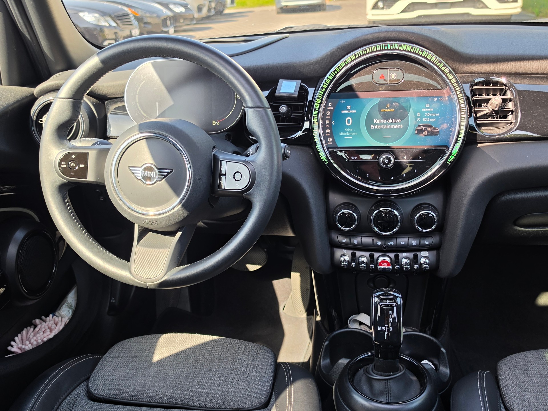 MINI Cooper Steptronic DKG-image-17