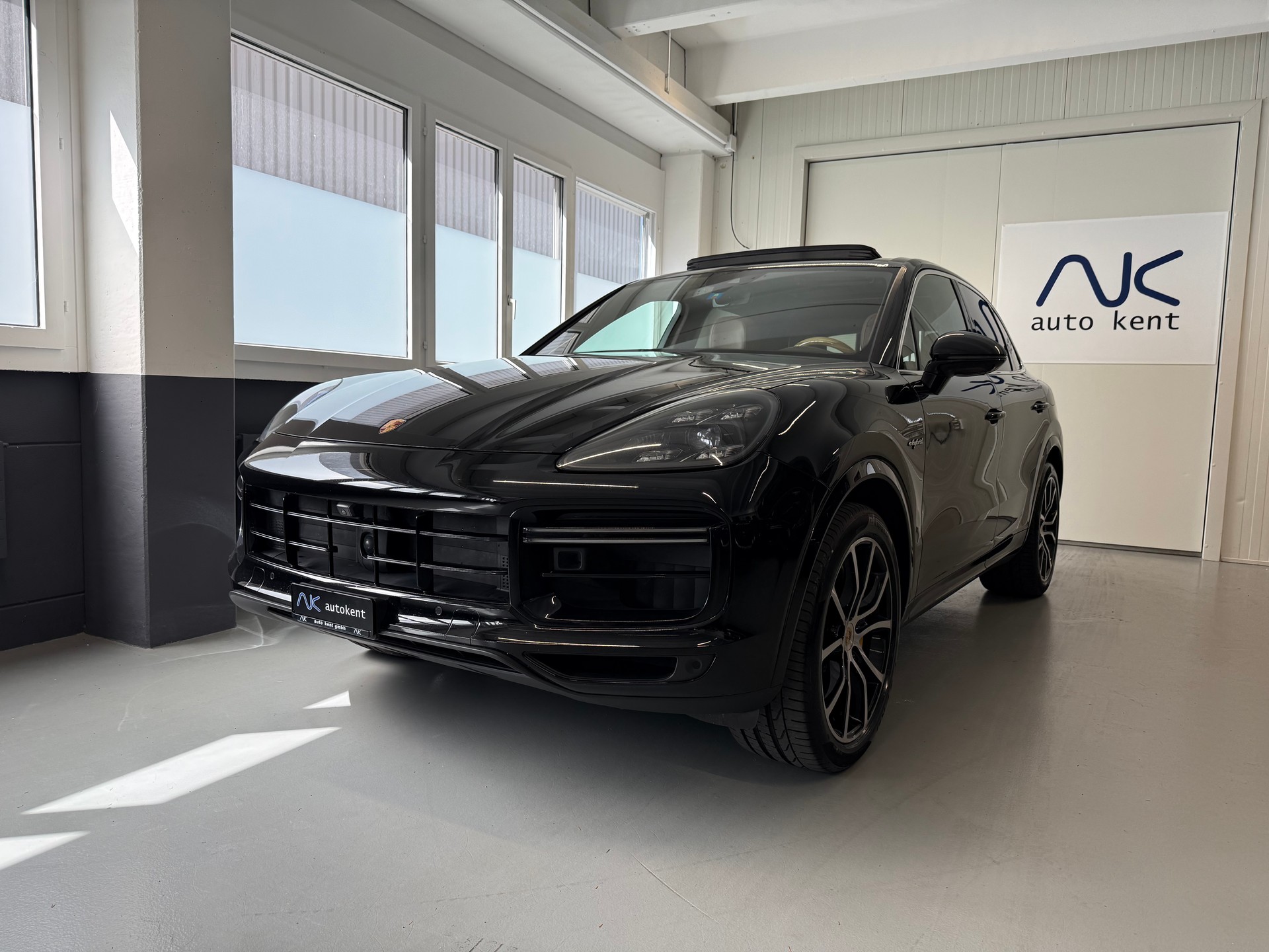 PORSCHE Cayenne Turbo S E-Hybrid