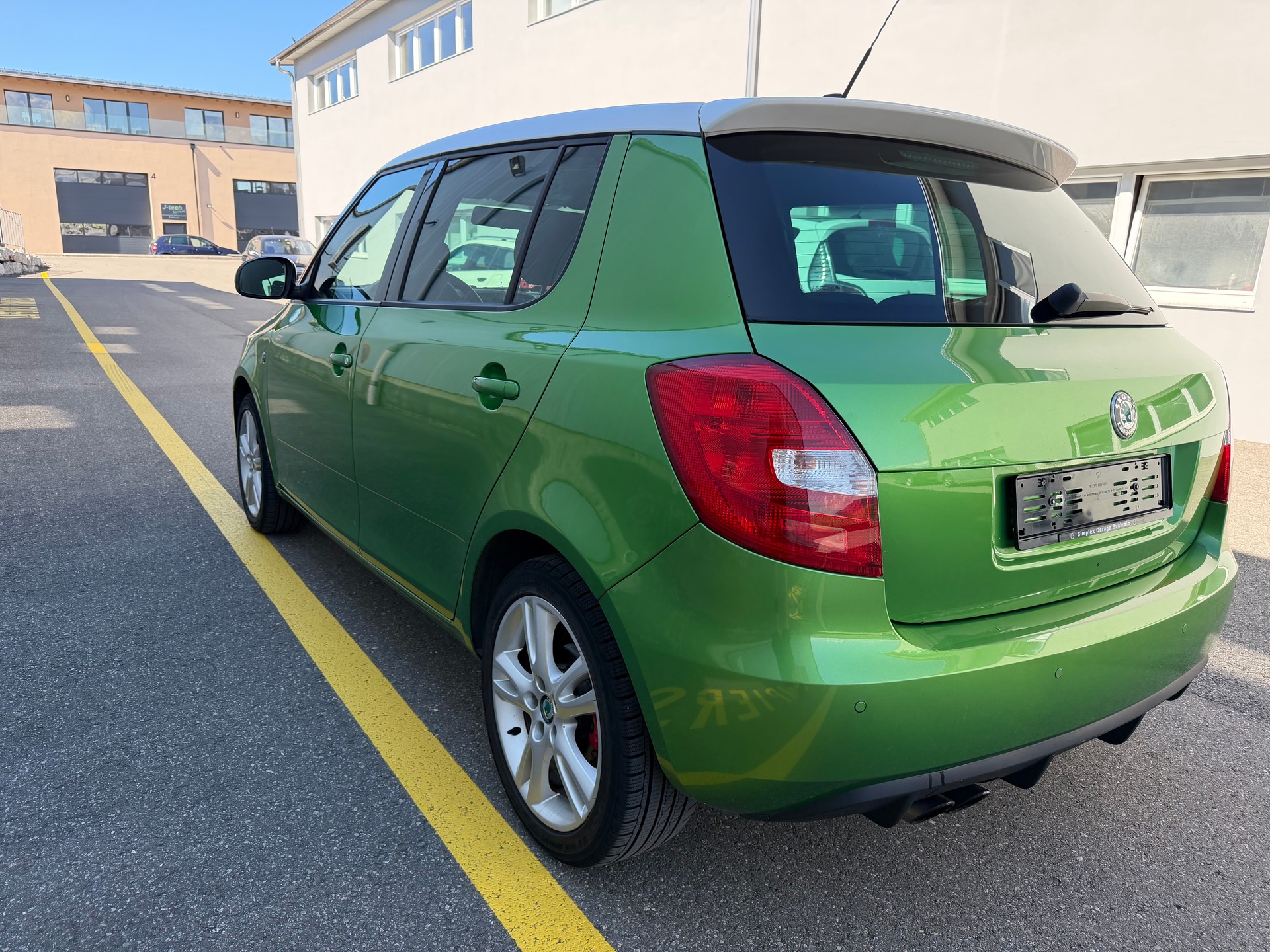 SKODA Fabia 1.4 TSI RS DSG-image-6