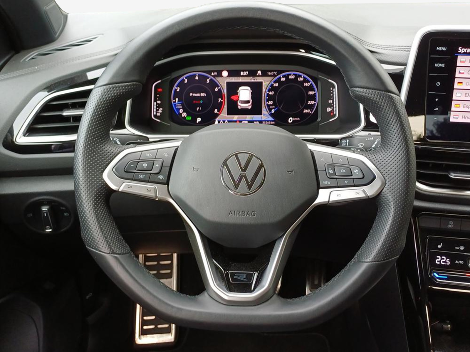 VW T-Roc 2.0 TSI R-Line DSG 4Motion-image-3