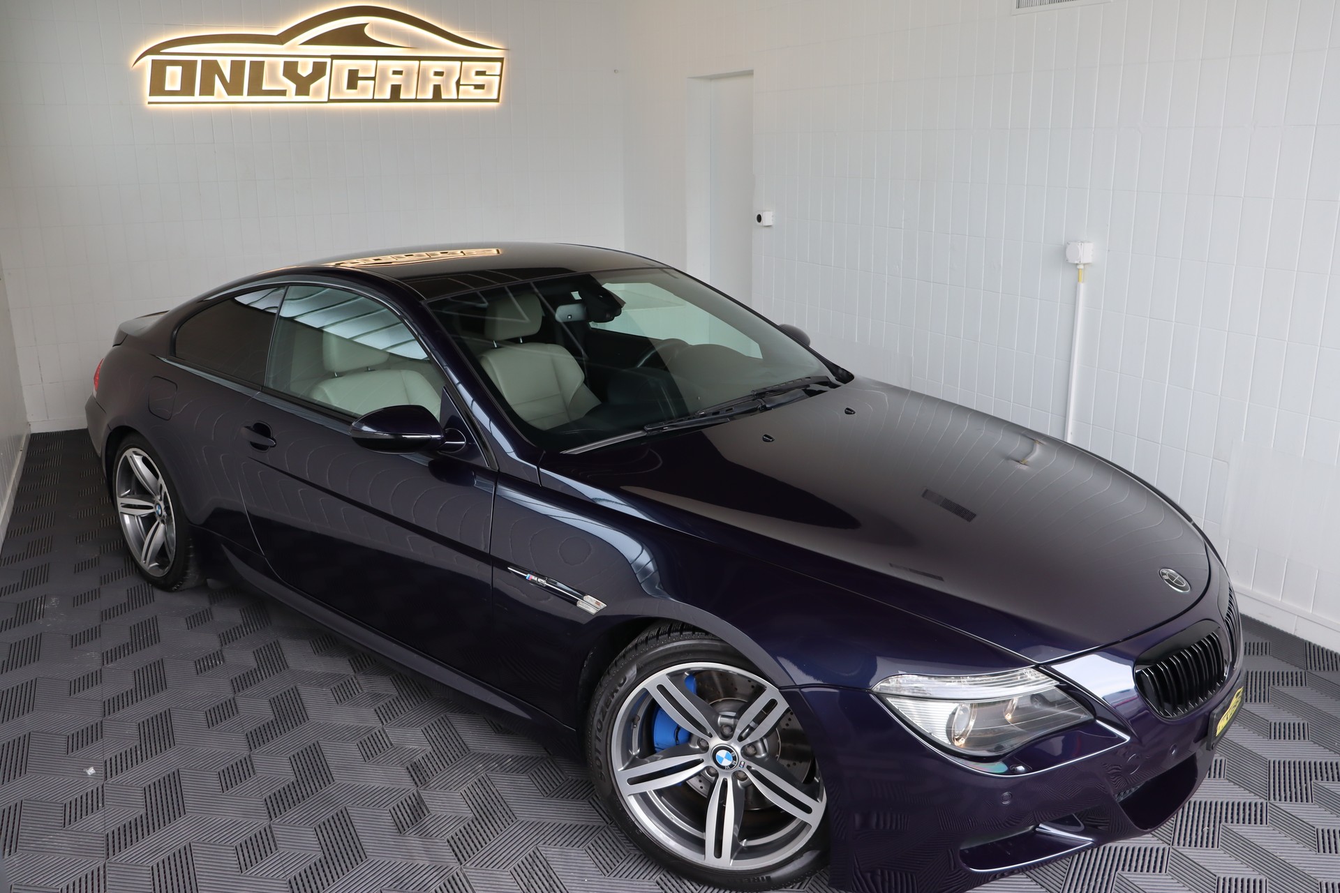 BMW M6 ** ONYX BLAU INDIVIDUAL ** VOLLE SERVICEHISTORIE **-image-3