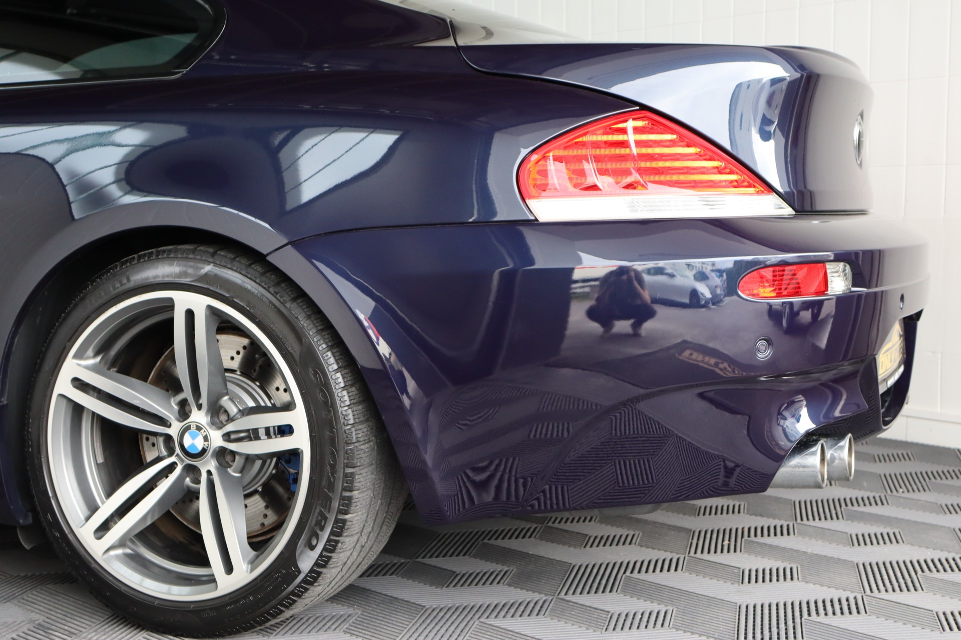 BMW M6 ** ONYX BLAU INDIVIDUAL ** VOLLE SERVICEHISTORIE **-image-7