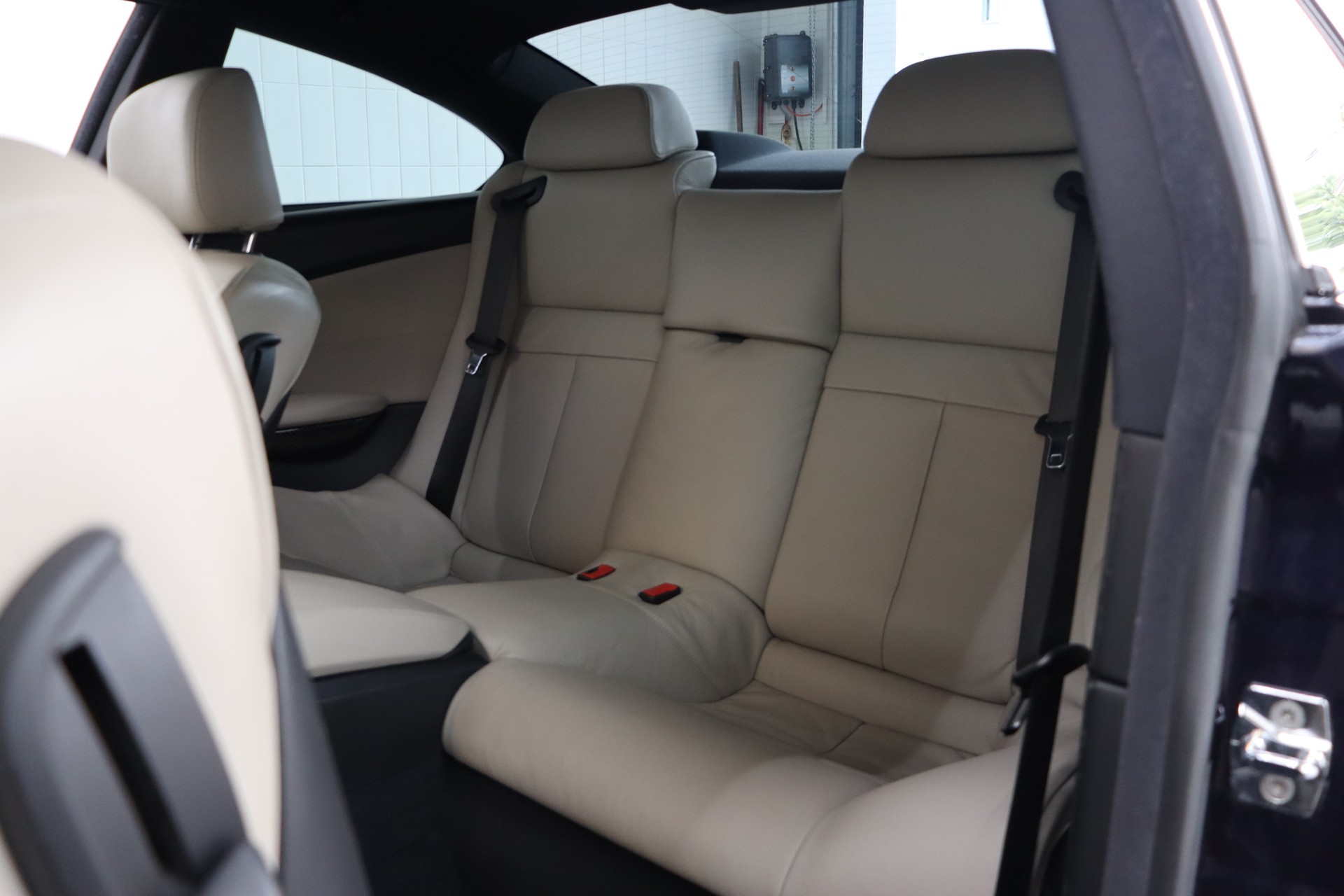 BMW M6 ** ONYX BLAU INDIVIDUAL ** VOLLE SERVICEHISTORIE **-image-17