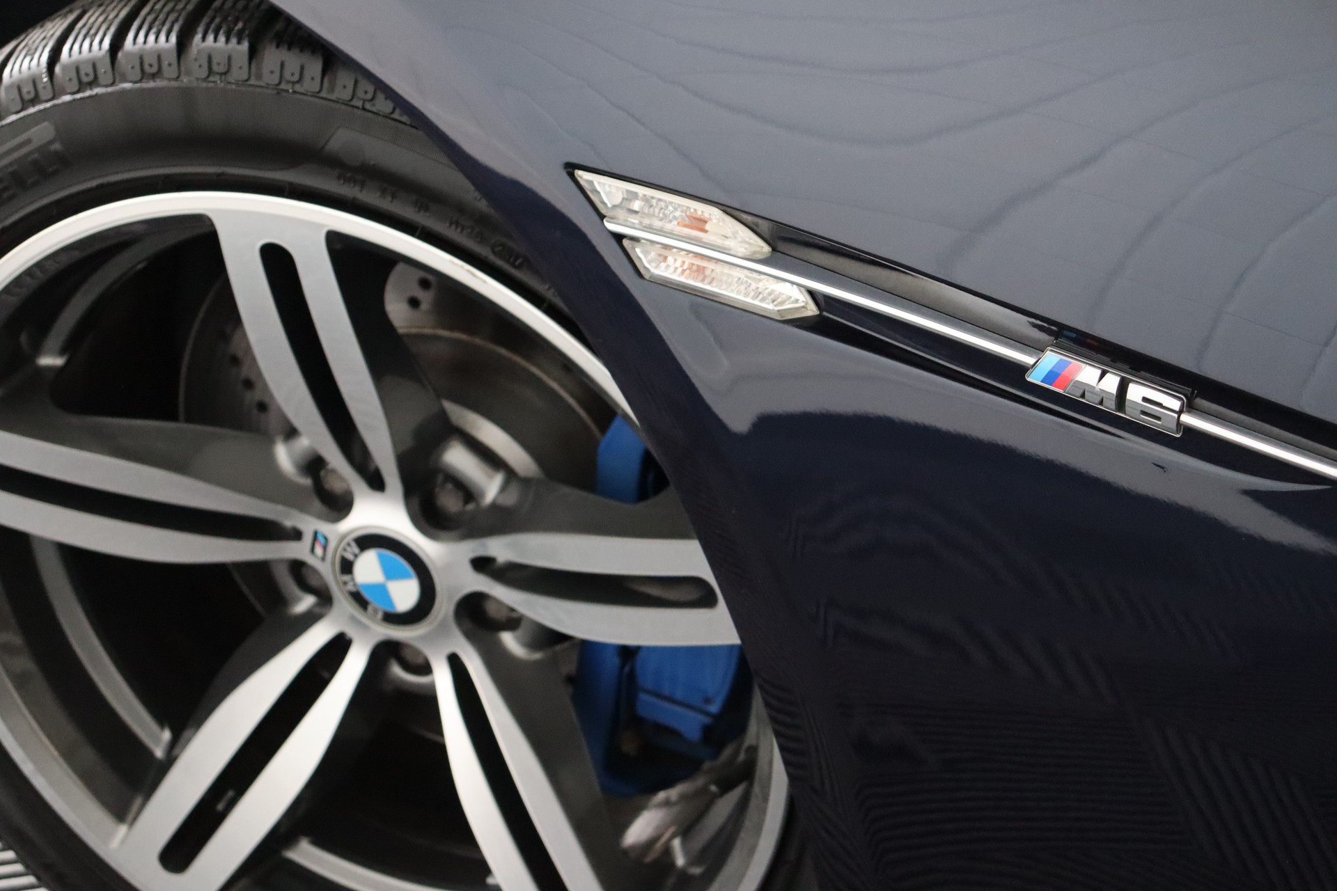 BMW M6 ** ONYX BLAU INDIVIDUAL ** VOLLE SERVICEHISTORIE **-image-11