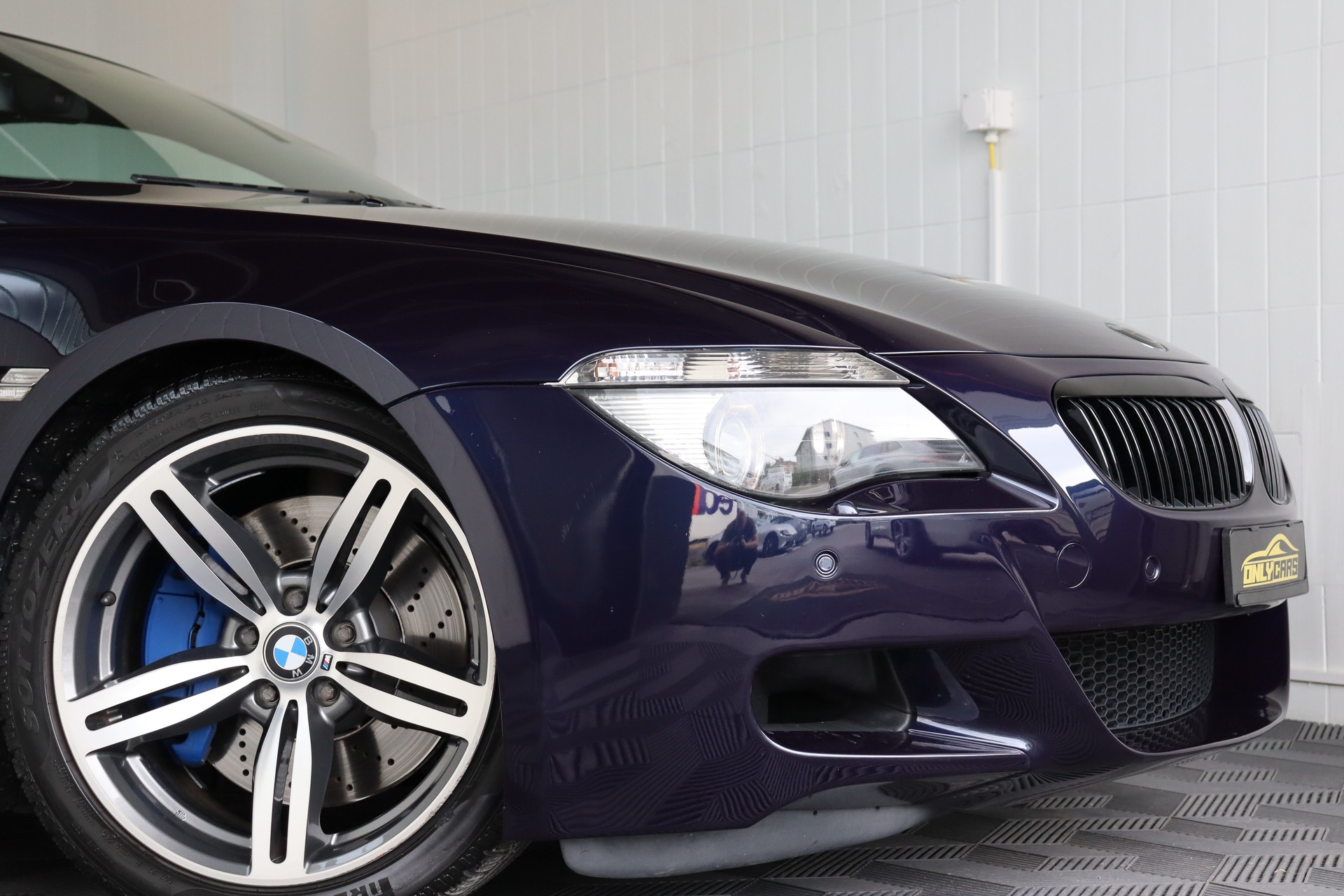 BMW M6 ** ONYX BLAU INDIVIDUAL ** VOLLE SERVICEHISTORIE **-image-2