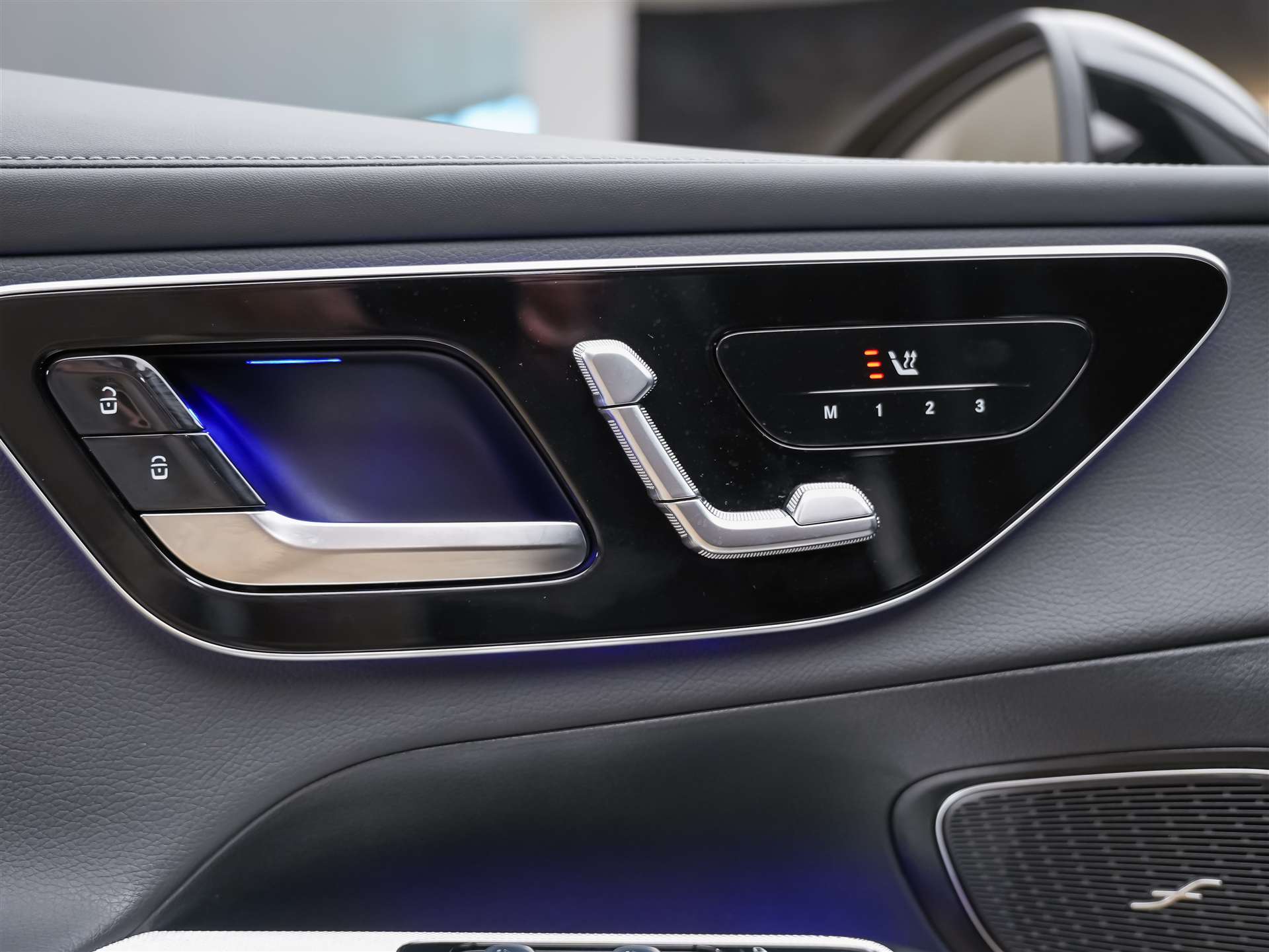 MERCEDES-BENZ GLC 220 d AMG Line 4matic *Digital Light*360° Kamera*Assistenzpaket*-image-21