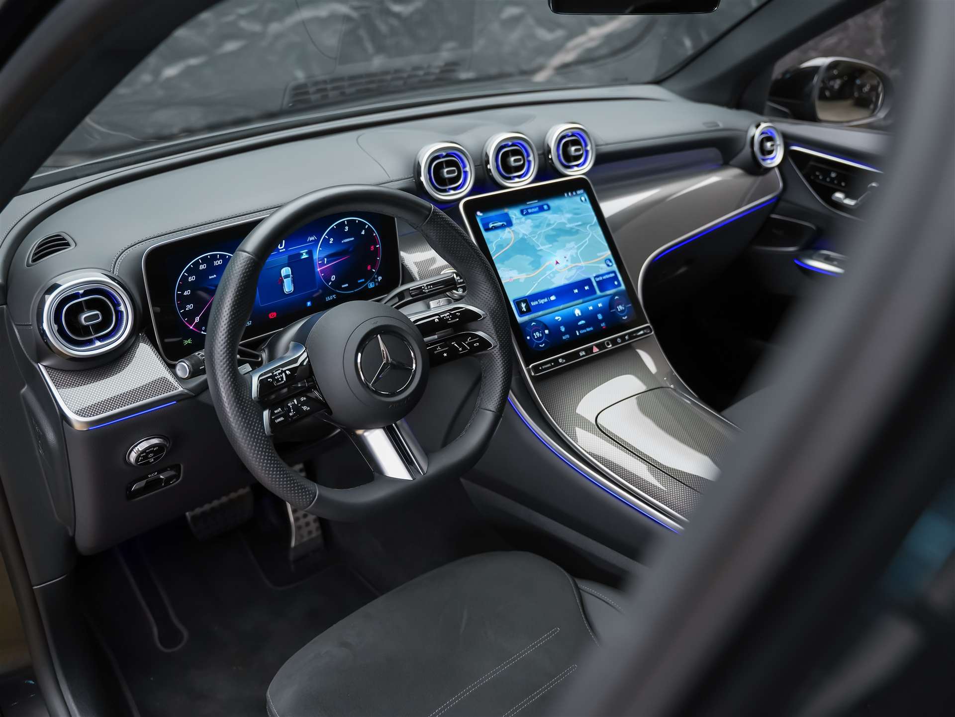 MERCEDES-BENZ GLC 220 d AMG Line 4matic *Digital Light*360° Kamera*Assistenzpaket*-image-8